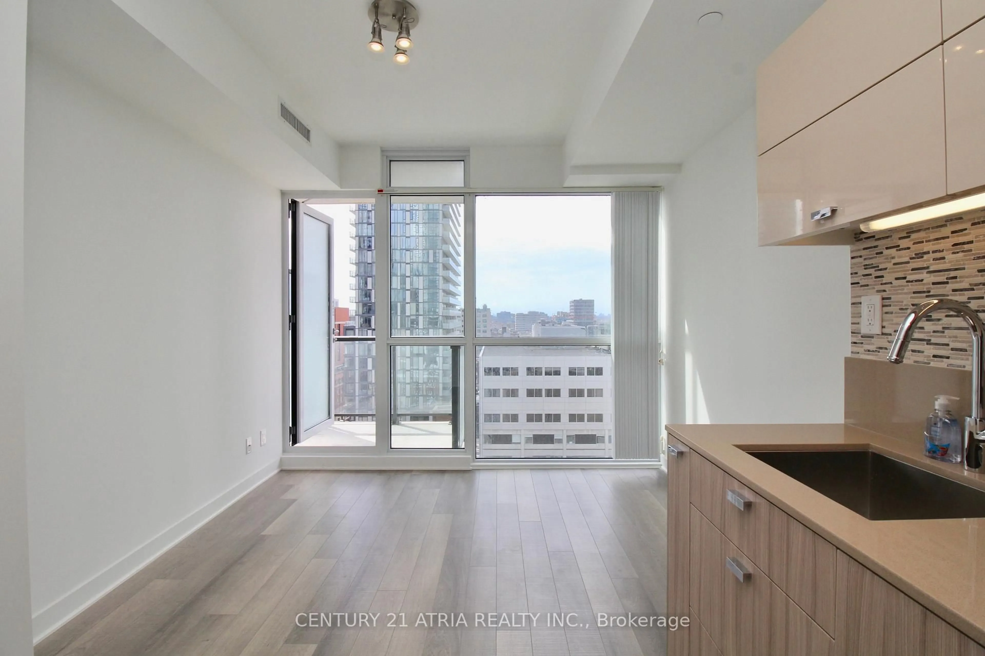 A pic of a room for 290 Adelaide St #1303, Toronto Ontario M5V 0P3