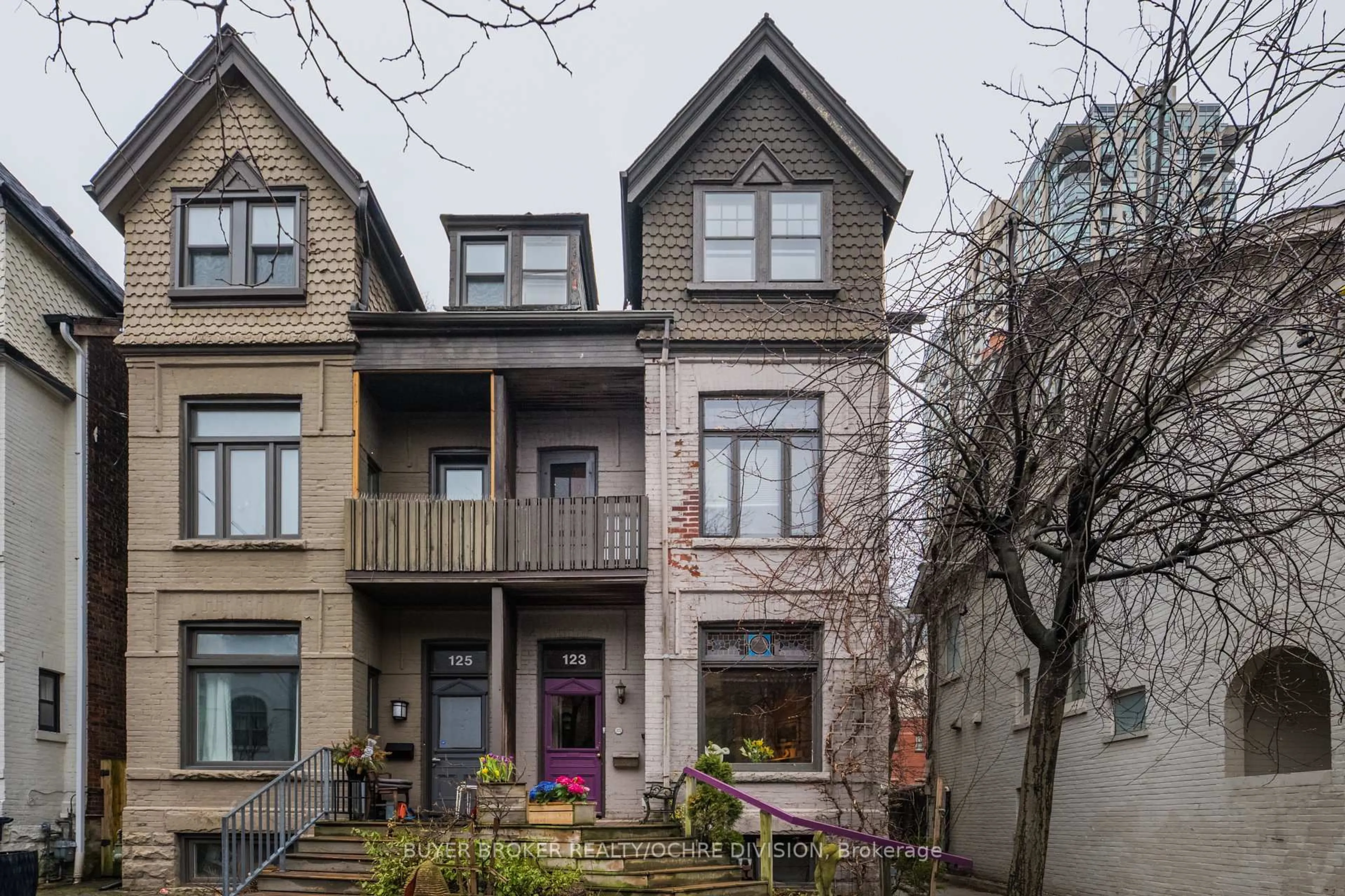 Home with brick exterior material, street for 123 Collier St, Toronto Ontario M4W 1M2