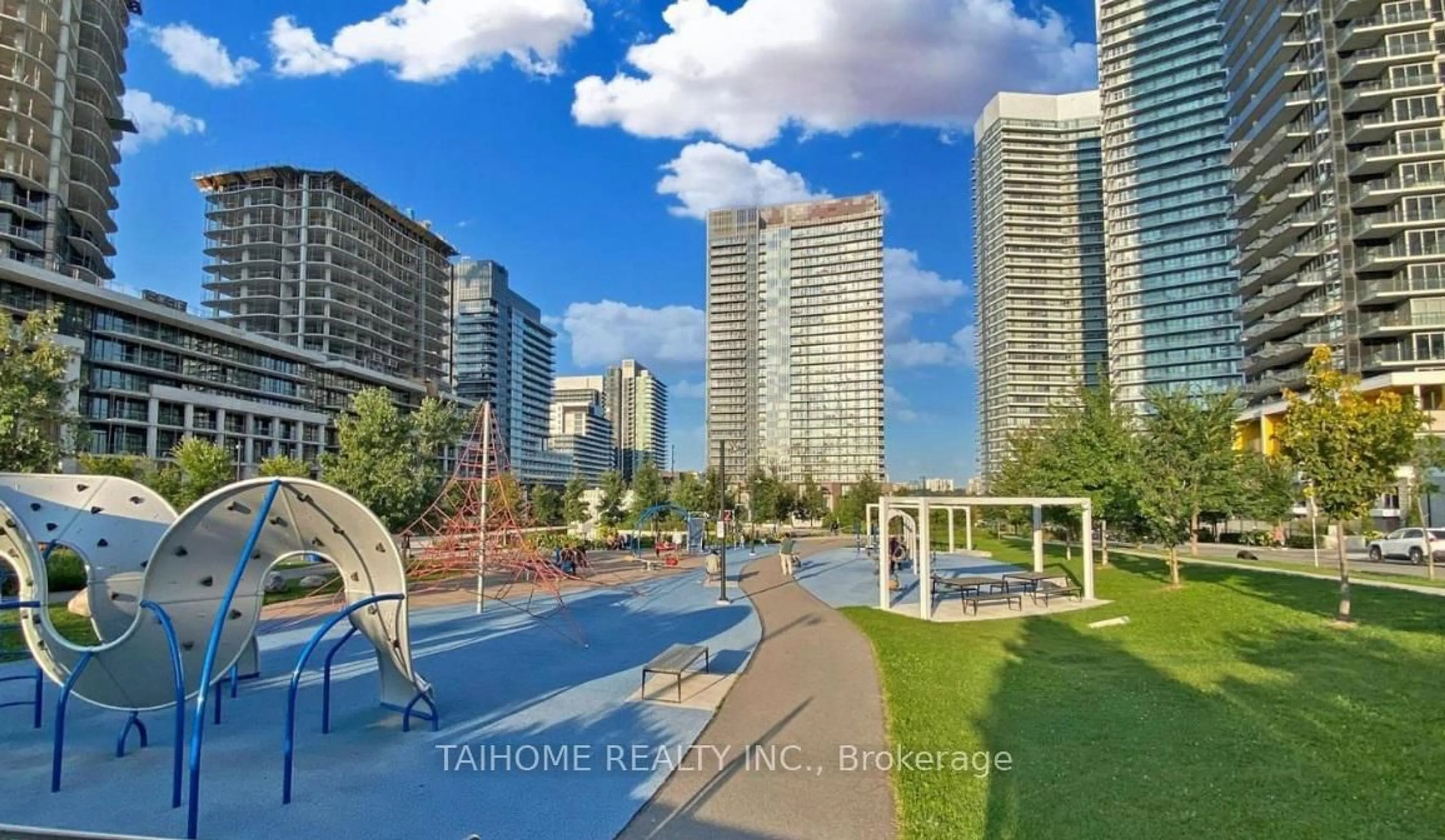 Patio, city buildings view from balcony for 27 Mcmahon Dr #203, Toronto Ontario M2K 0J2
