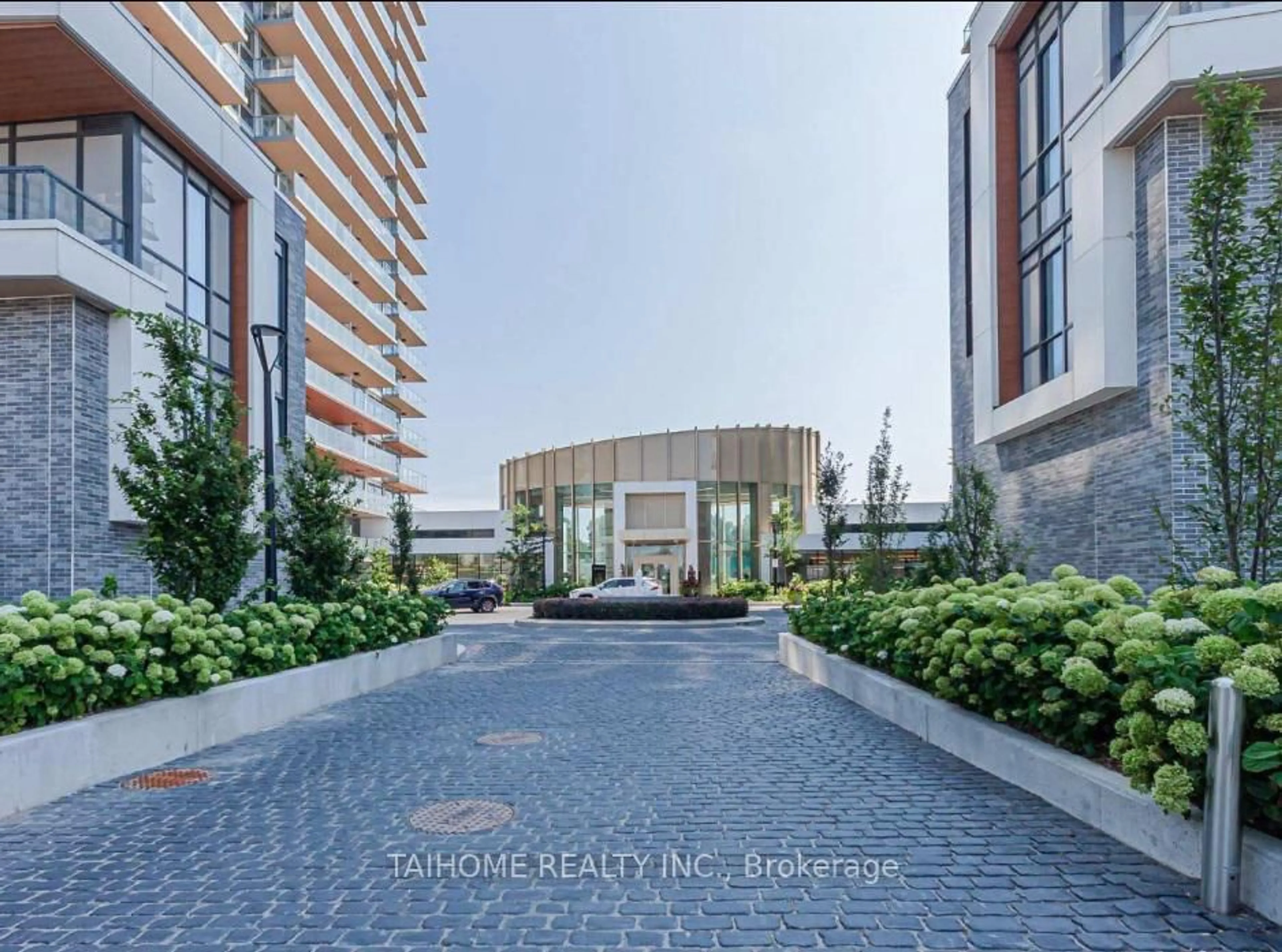 Unknown for 27 Mcmahon Dr #203, Toronto Ontario M2K 0J2