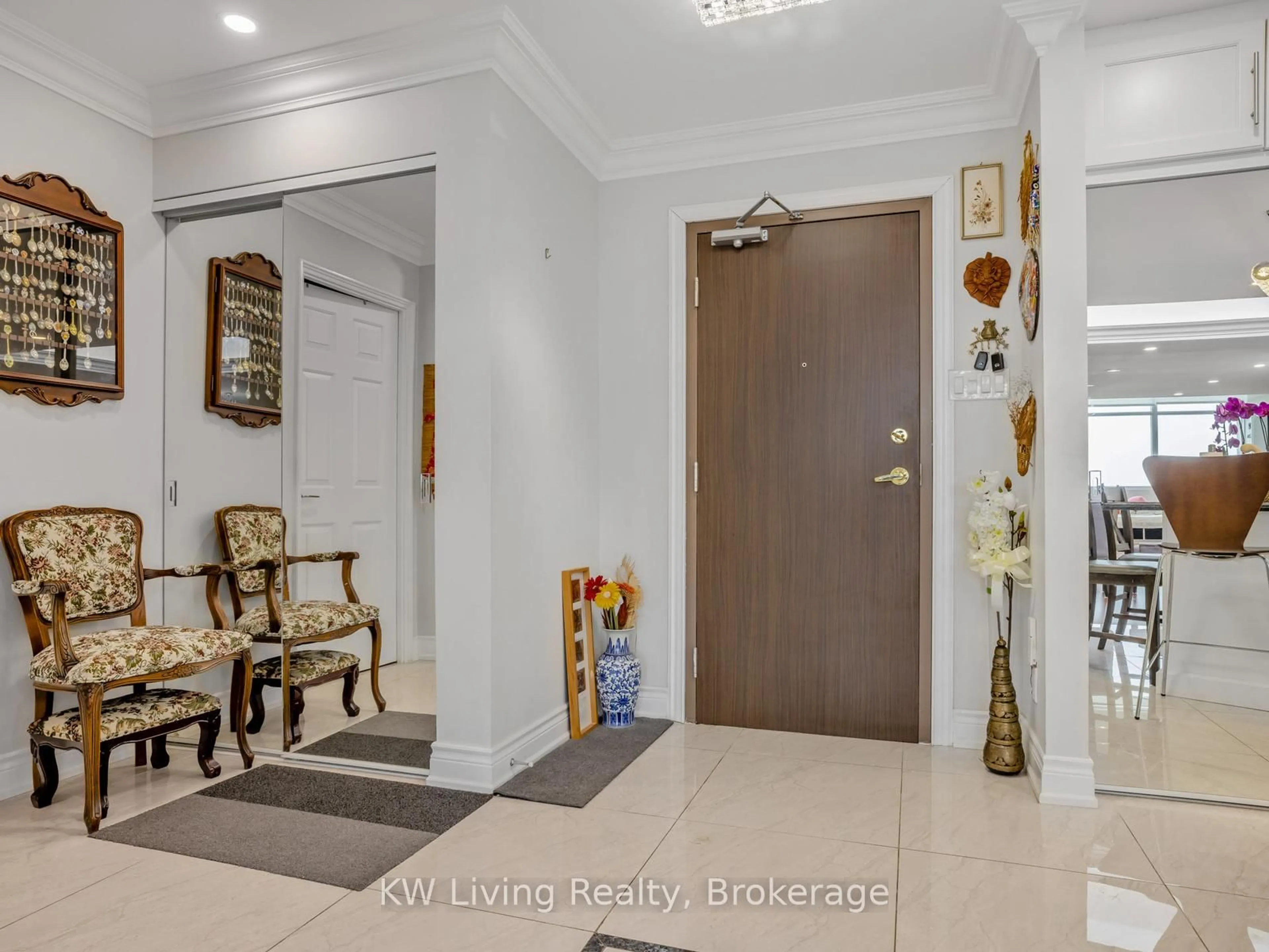 Indoor entryway for 3303 Don Mills Rd #PH-03, Toronto Ontario M2J 4T6