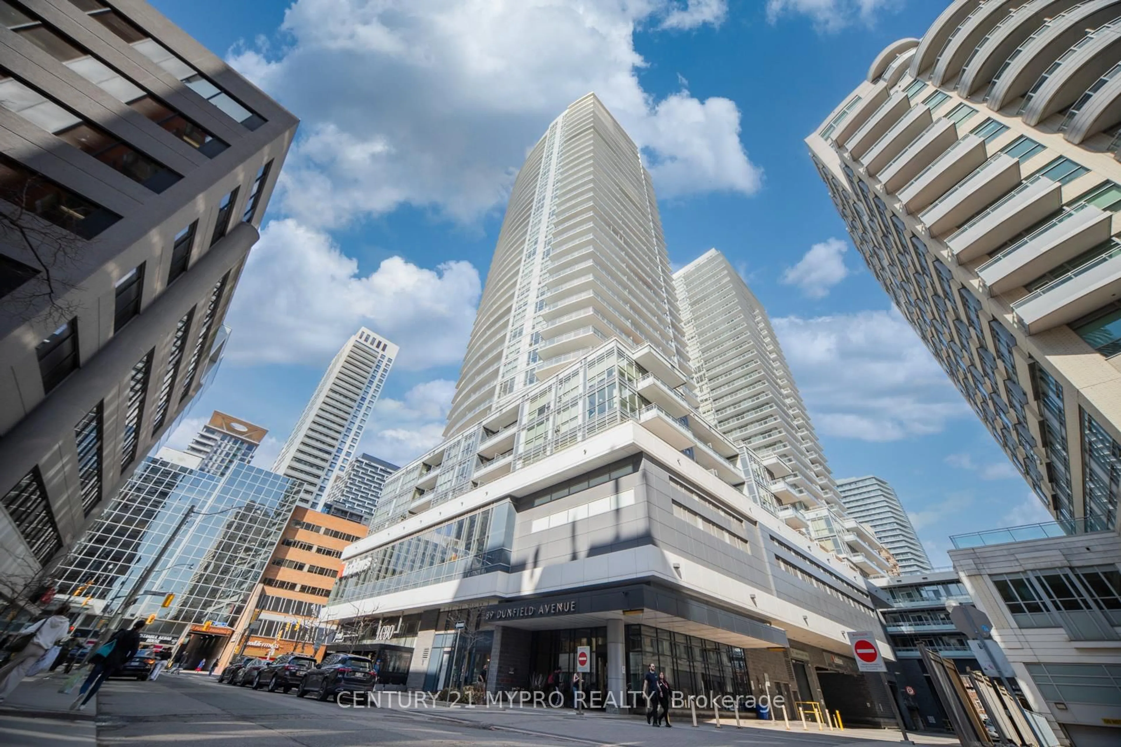 Unknown for 89 Dunfield Ave #2803, Toronto Ontario M4S 0A4