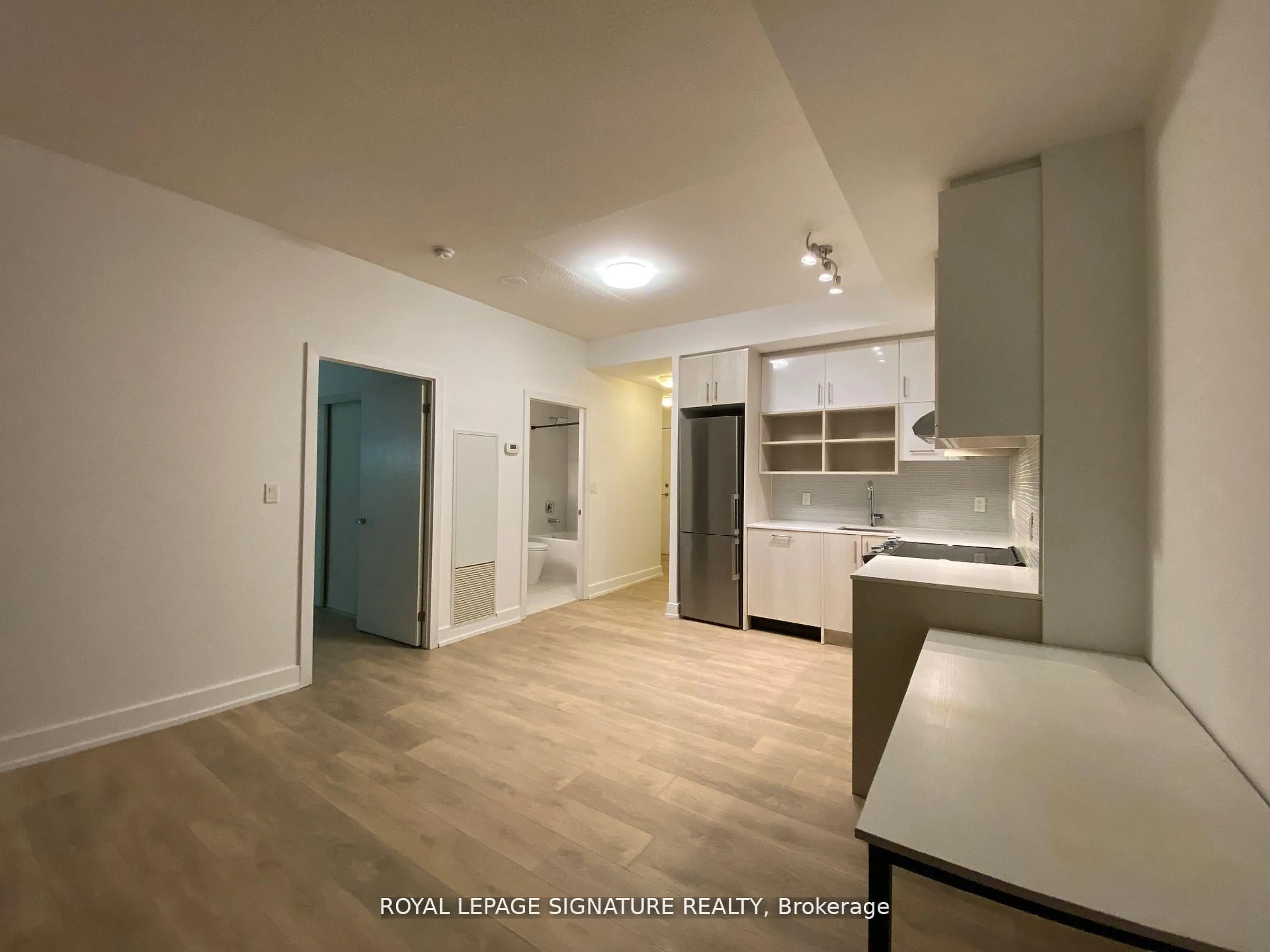 Unknown for 150 Fairview Mall Dr #807, Toronto Ontario M2J 4T1