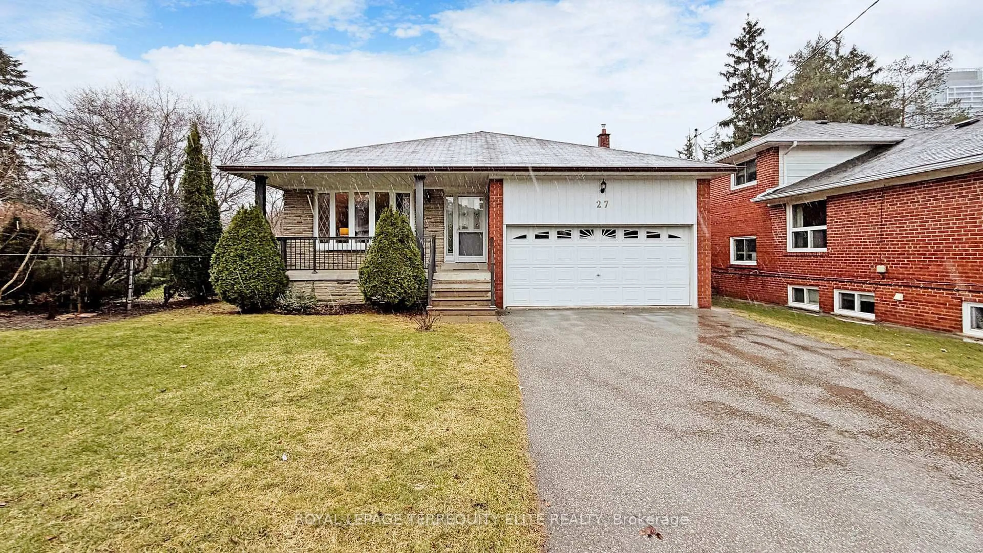 Home with brick exterior material, street for 27 Doverwood Crt, Toronto Ontario M2M 2G6