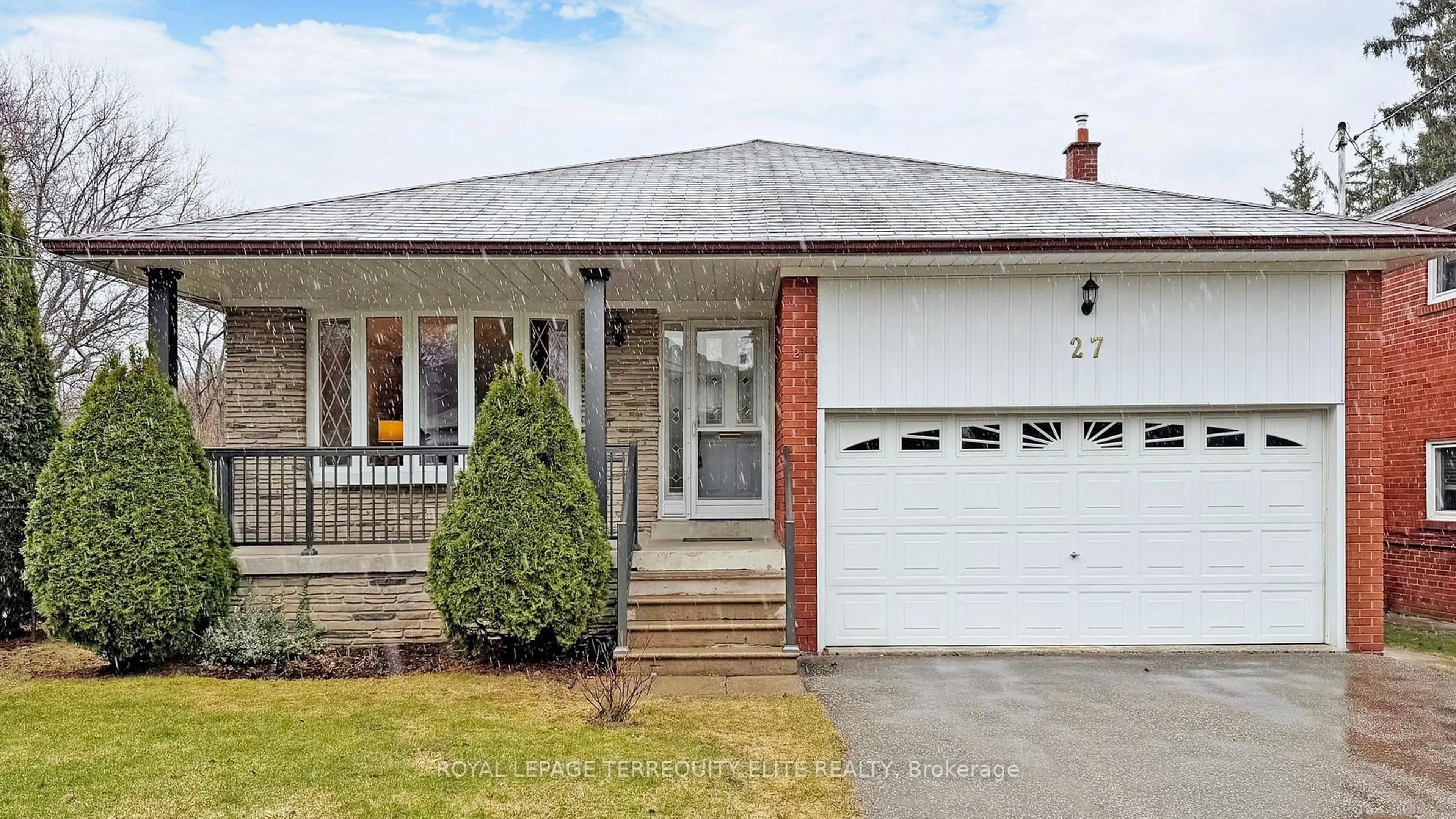 Home with brick exterior material, street for 27 Doverwood Crt, Toronto Ontario M2M 2G6