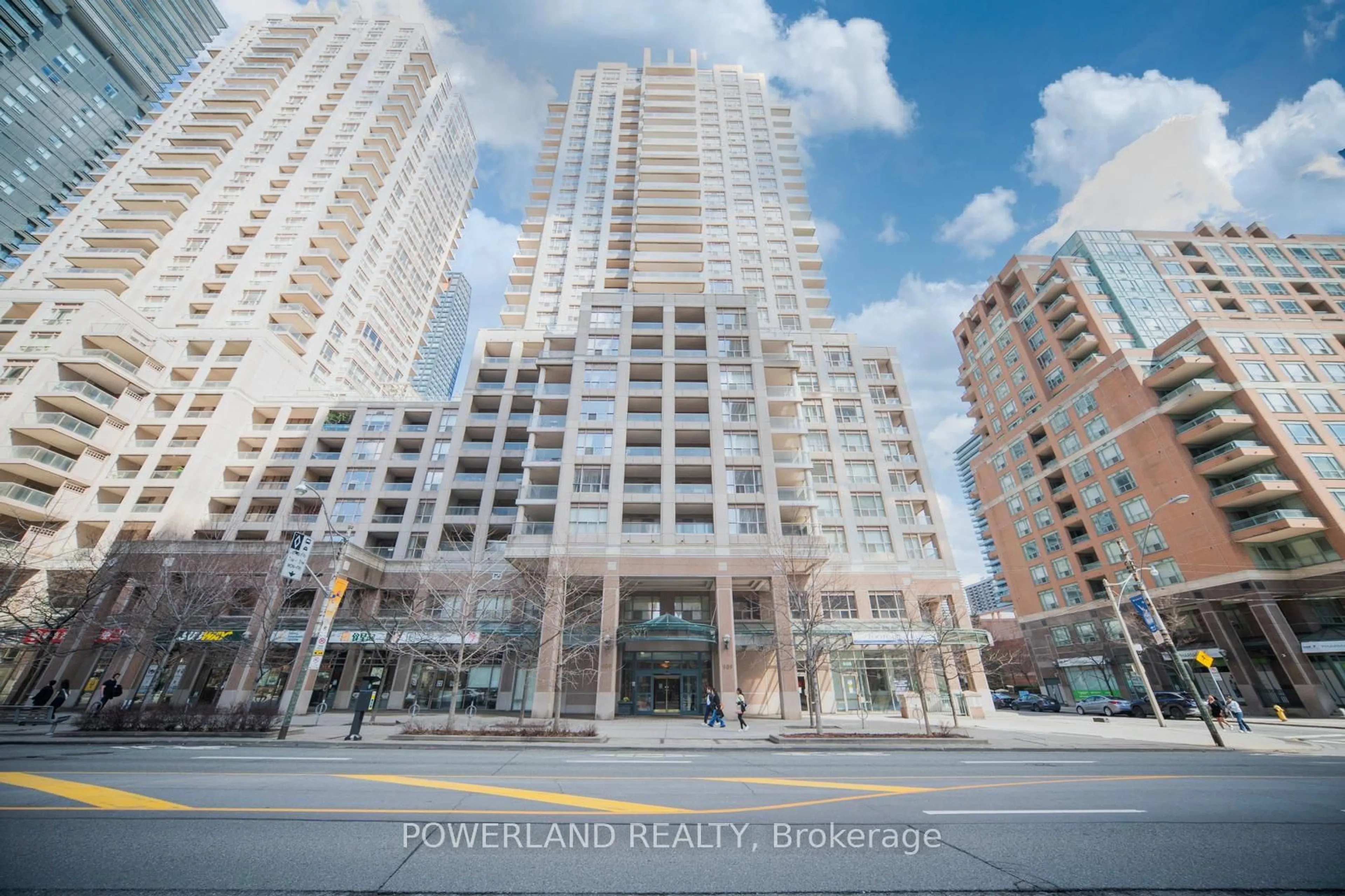 Unknown for 909 Bay St #208, Toronto Ontario M5S 3G2