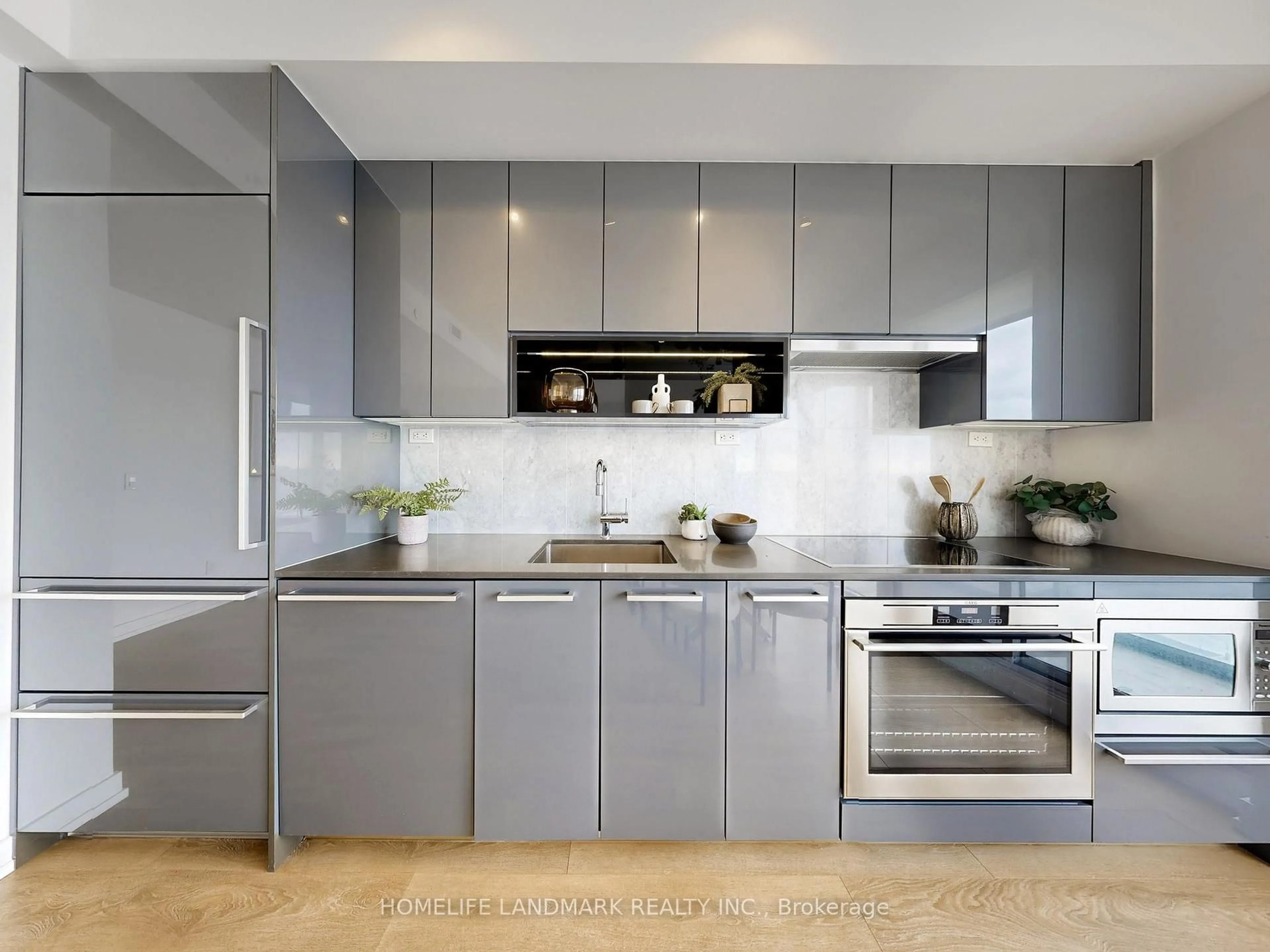 Contemporary kitchen, unknown for 117 Mcmahon Dr #2011, Toronto Ontario M2K 0E4