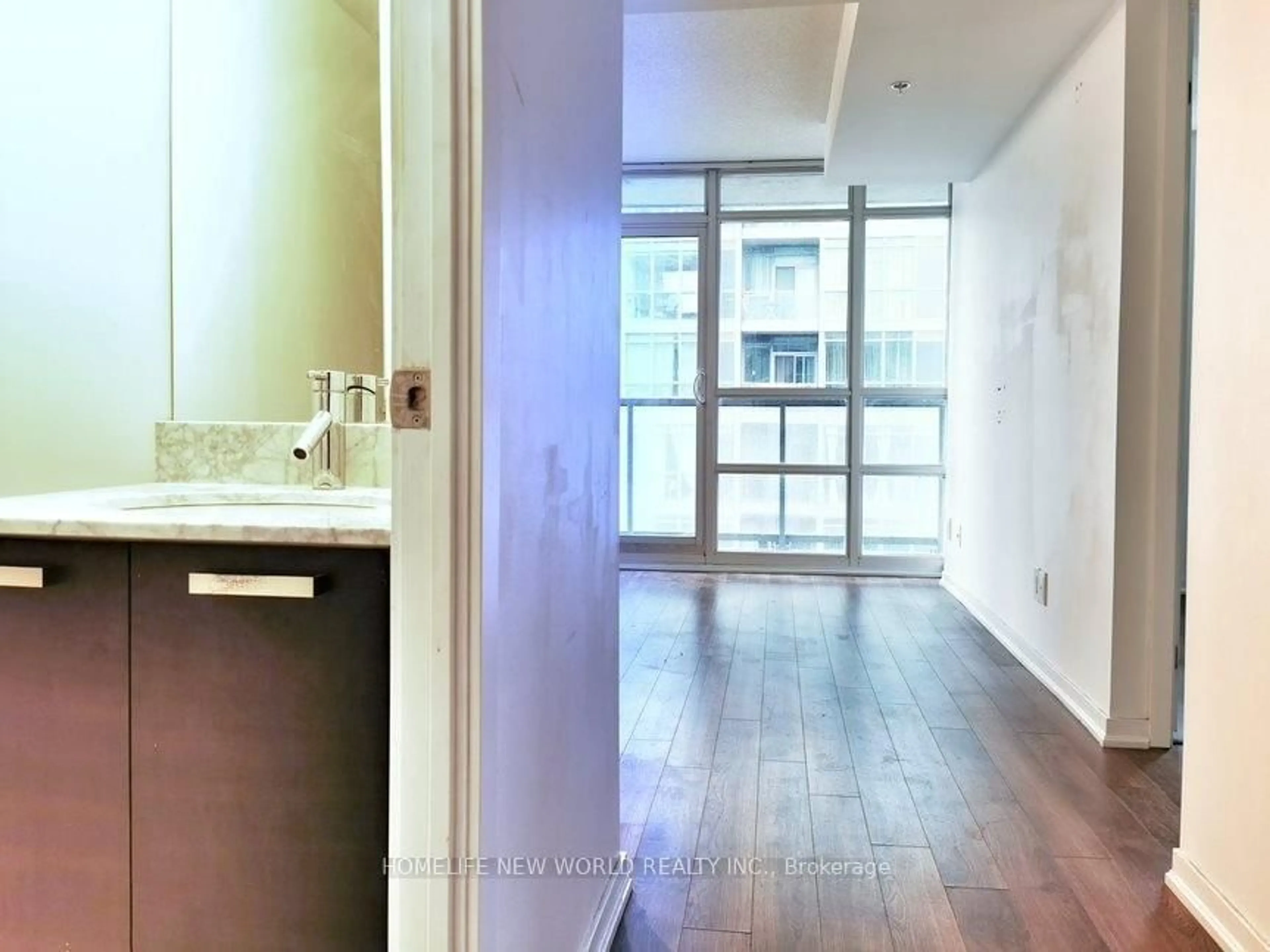 Unknown for 68 Abell St #1017, Toronto Ontario M6J 0B1