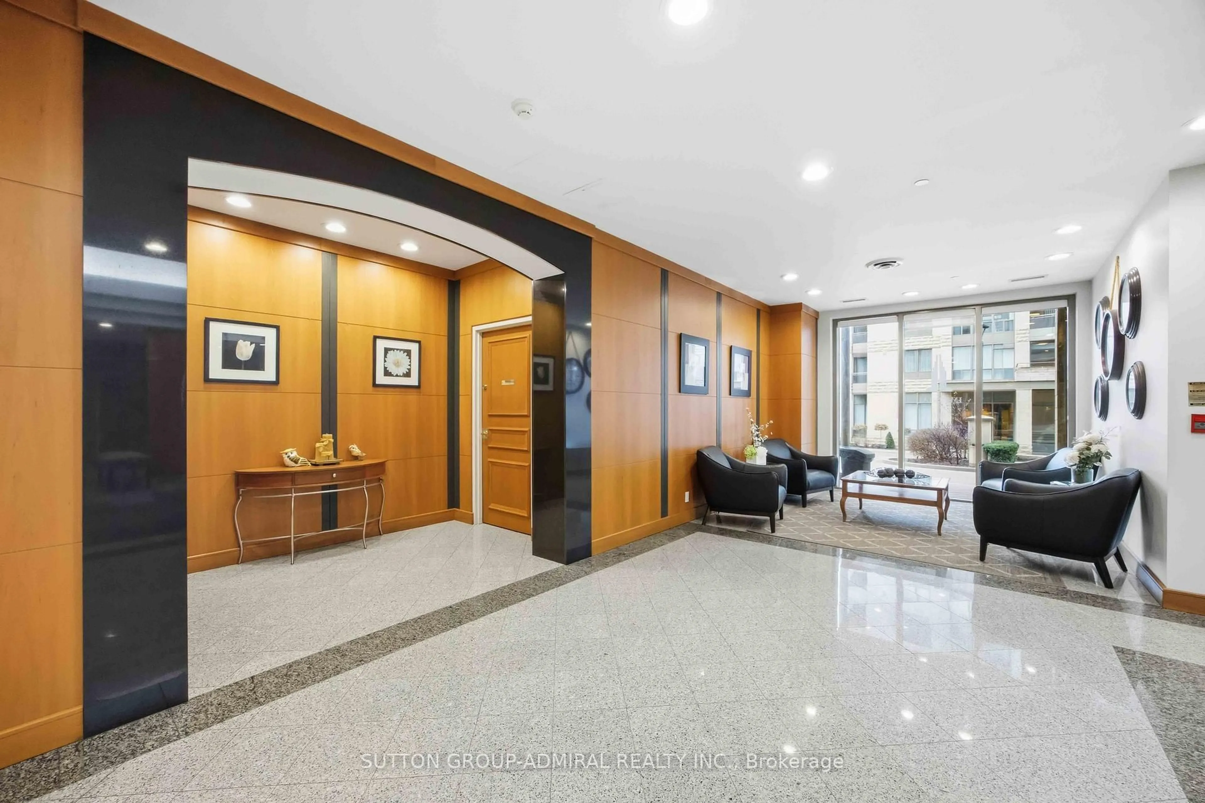 Lobby for 260 Doris Ave #1003, Toronto Ontario M2N 6X9