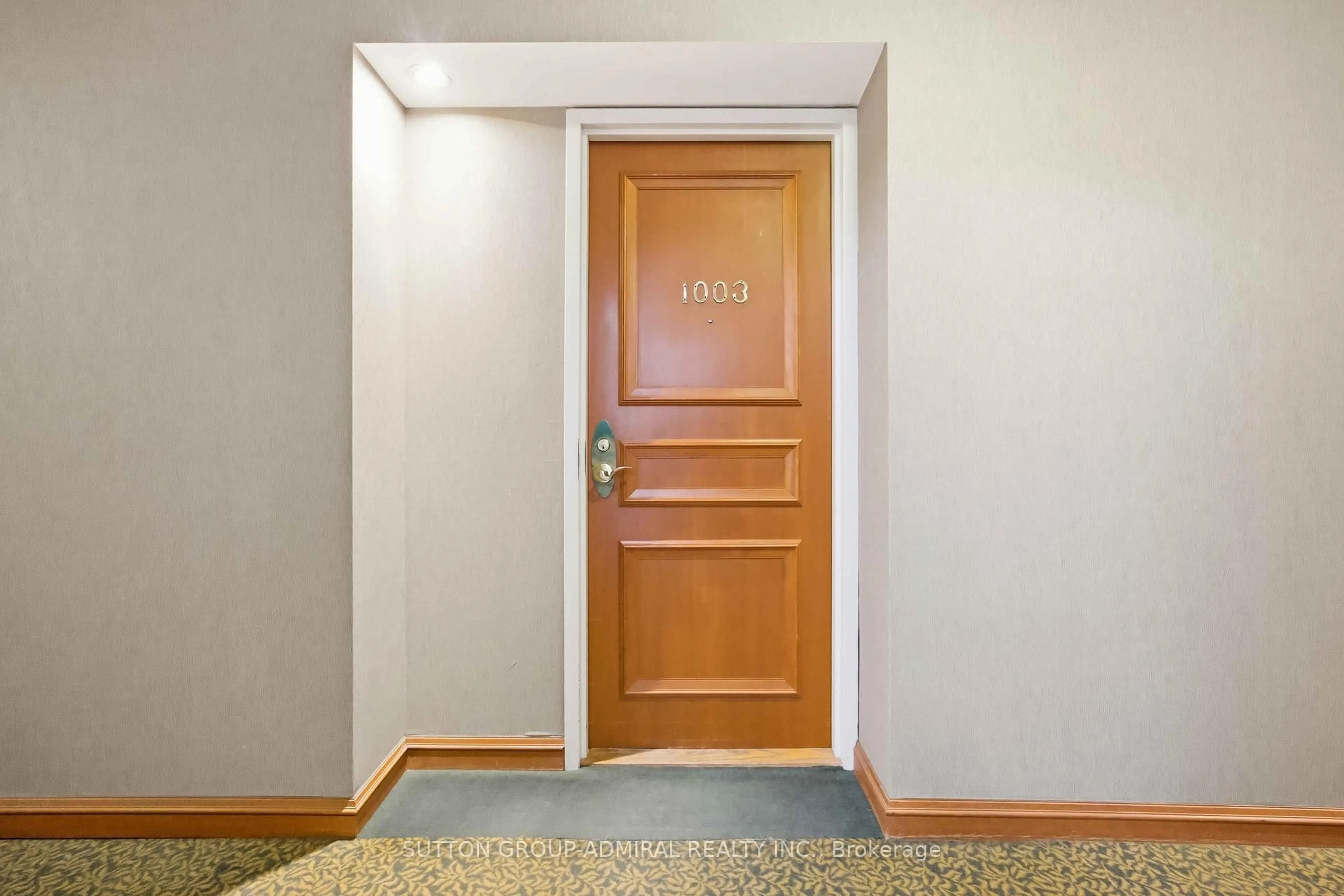 Indoor entryway for 260 Doris Ave #1003, Toronto Ontario M2N 6X9