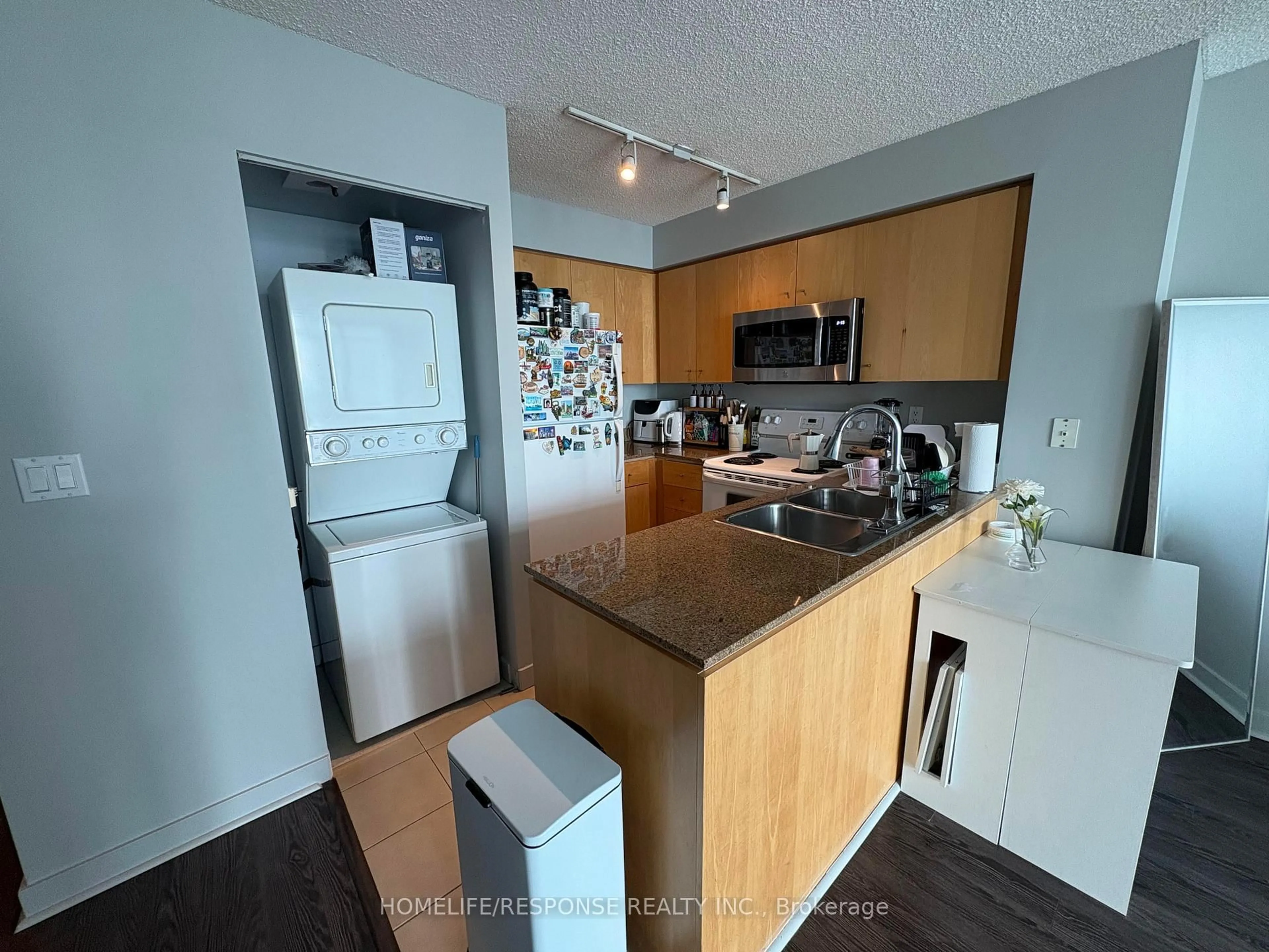 Unknown for 397 FRONT St #3801, Toronto Ontario M5V 3S1