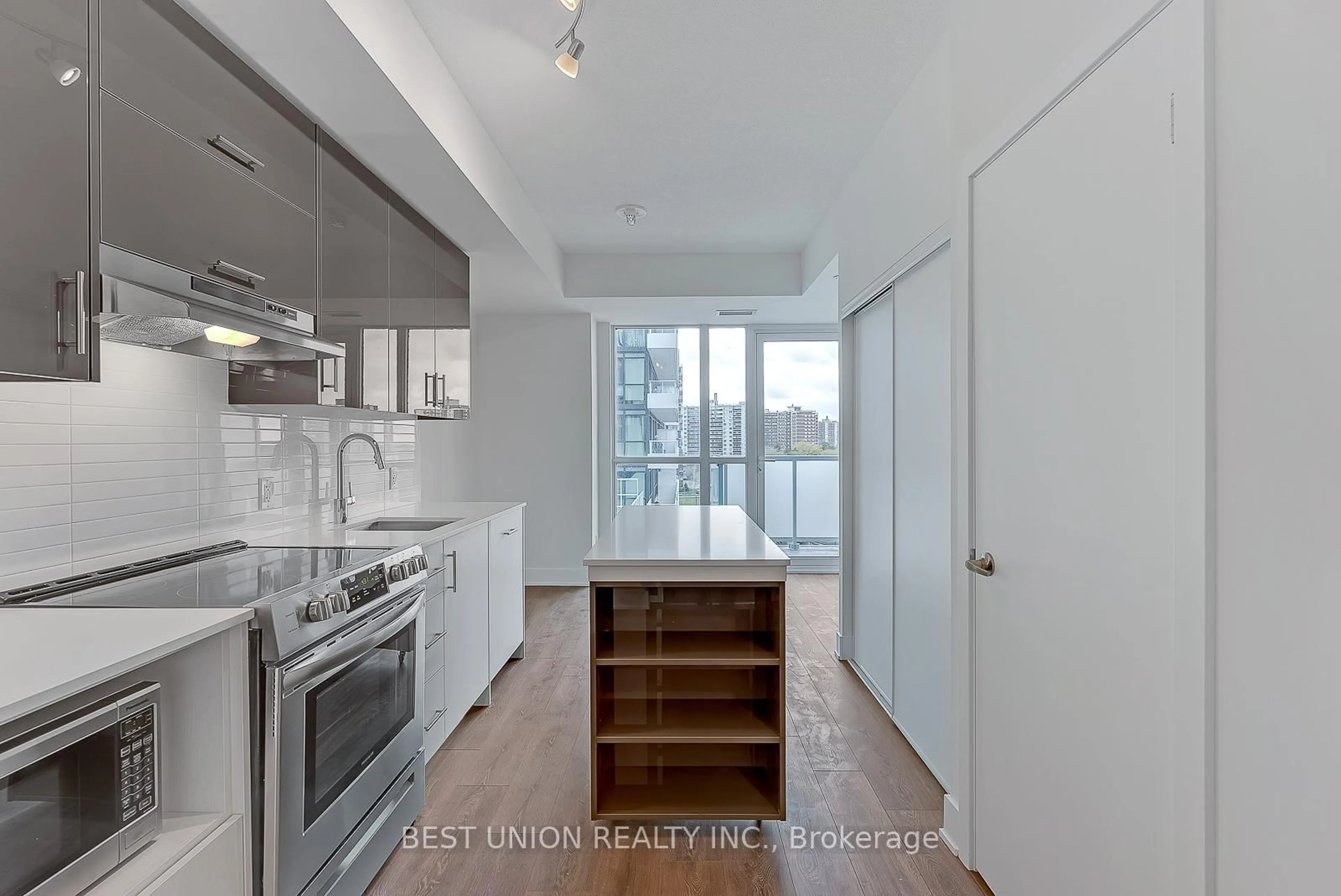 Open concept kitchen, unknown for 188 Fairview Mall Dr #703, Toronto Ontario M2J 4T1