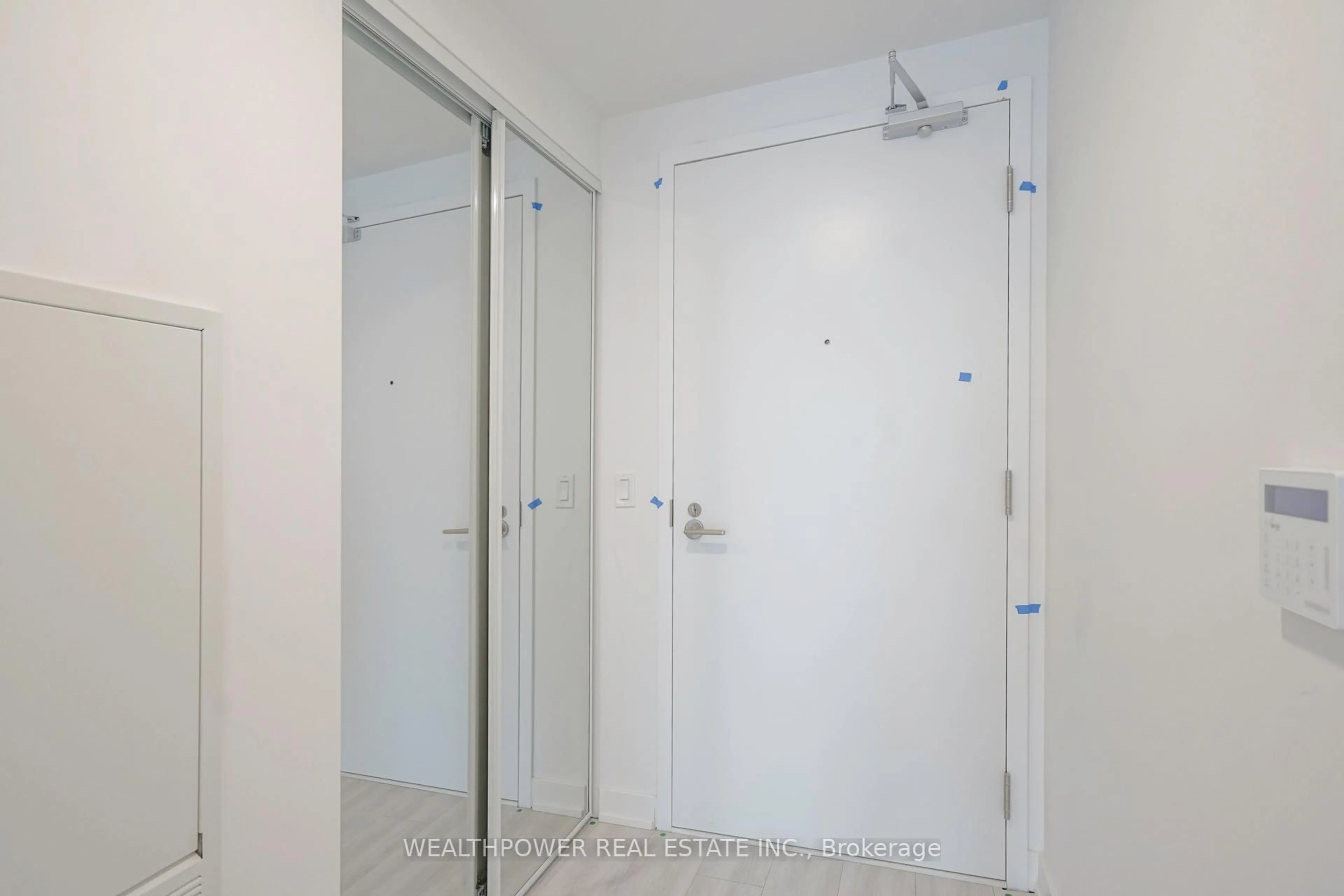 A pic of a room for 230 simcoe St #2516, Toronto Ontario M5T 0G7