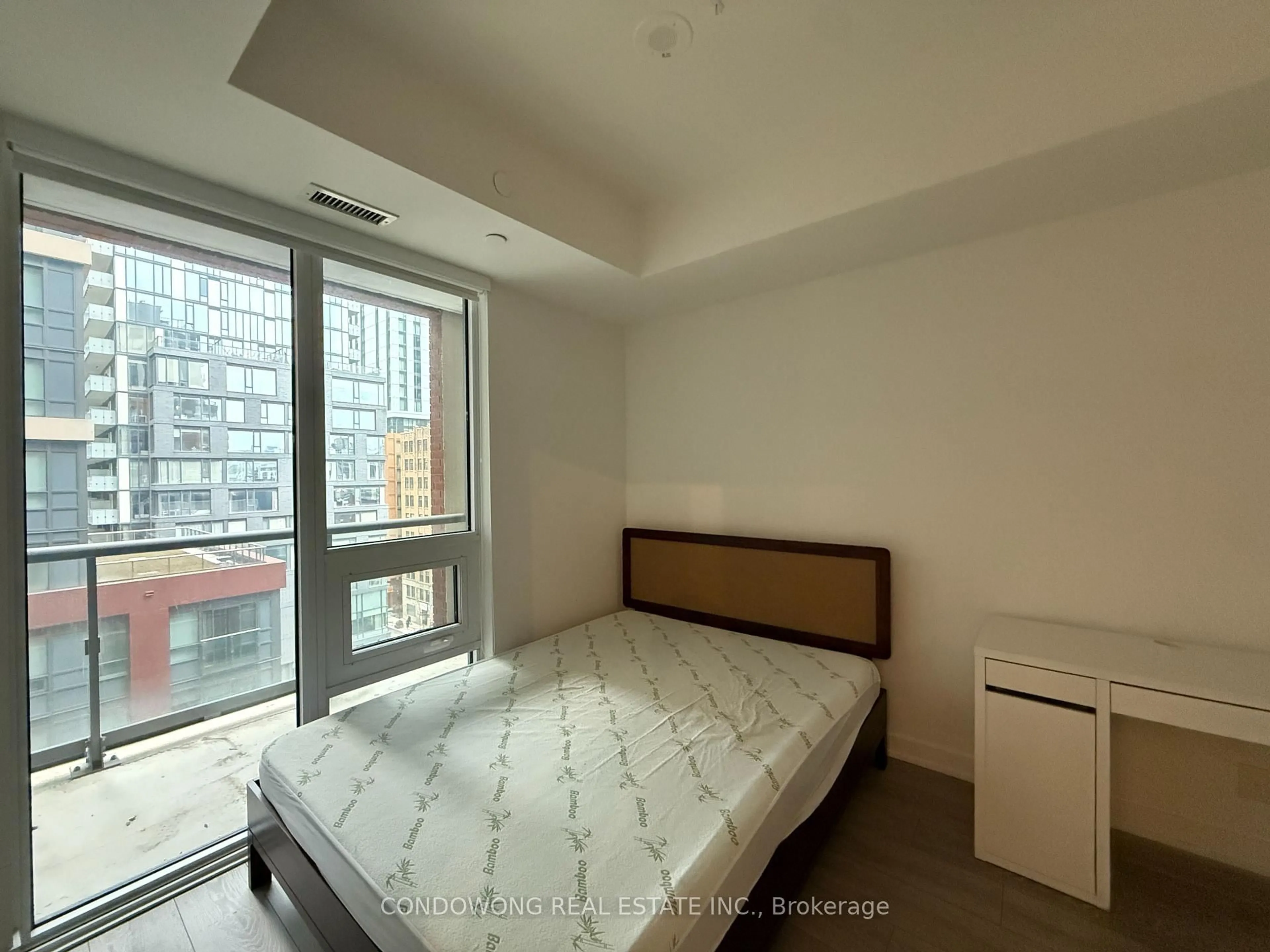 Bedroom with bed, unknown for 108 Peter St #912, Toronto Ontario M5V 0W2