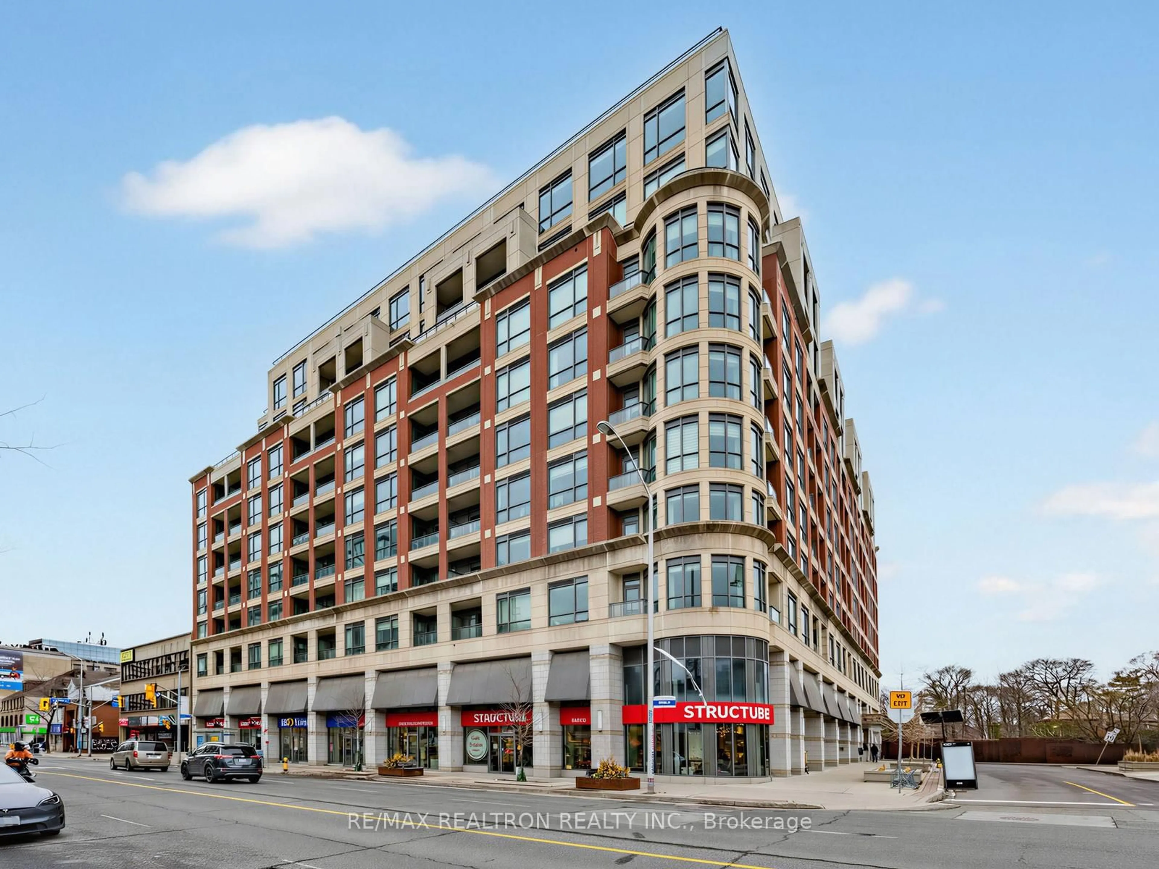 Unknown for 23 Glebe Rd #914, Toronto Ontario M5P 0A1