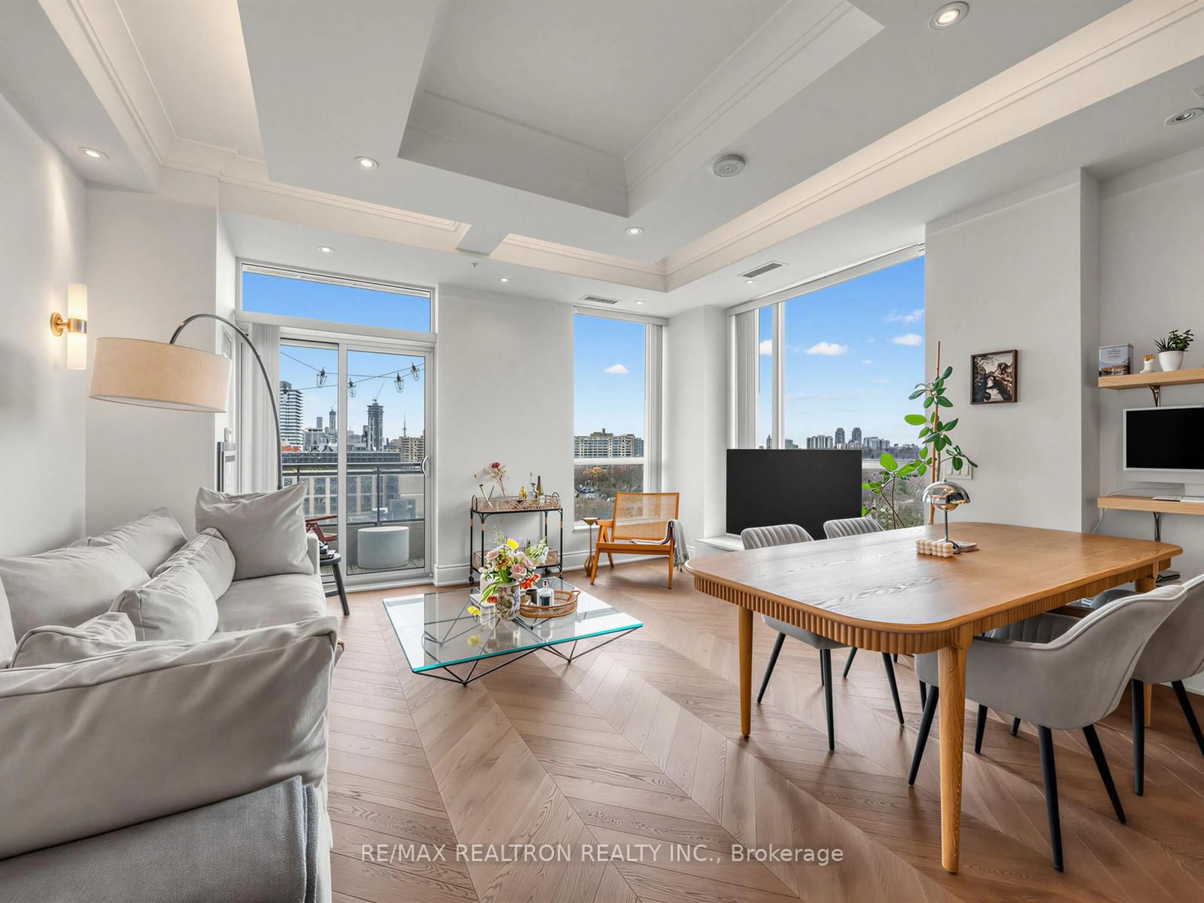 Living room with furniture, unknown for 23 Glebe Rd #914, Toronto Ontario M5P 0A1