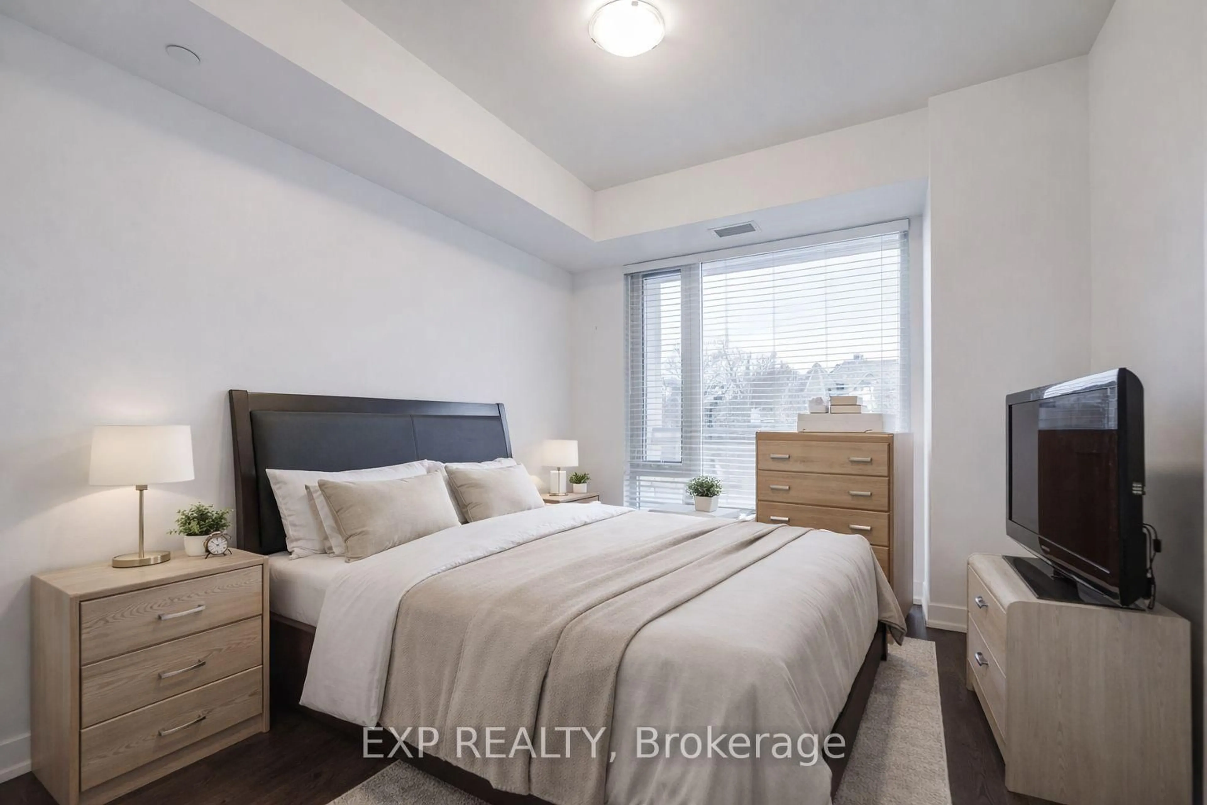 Bedroom with bed, unknown for 223 St Clair Ave #209, Toronto Ontario M4V 1R3