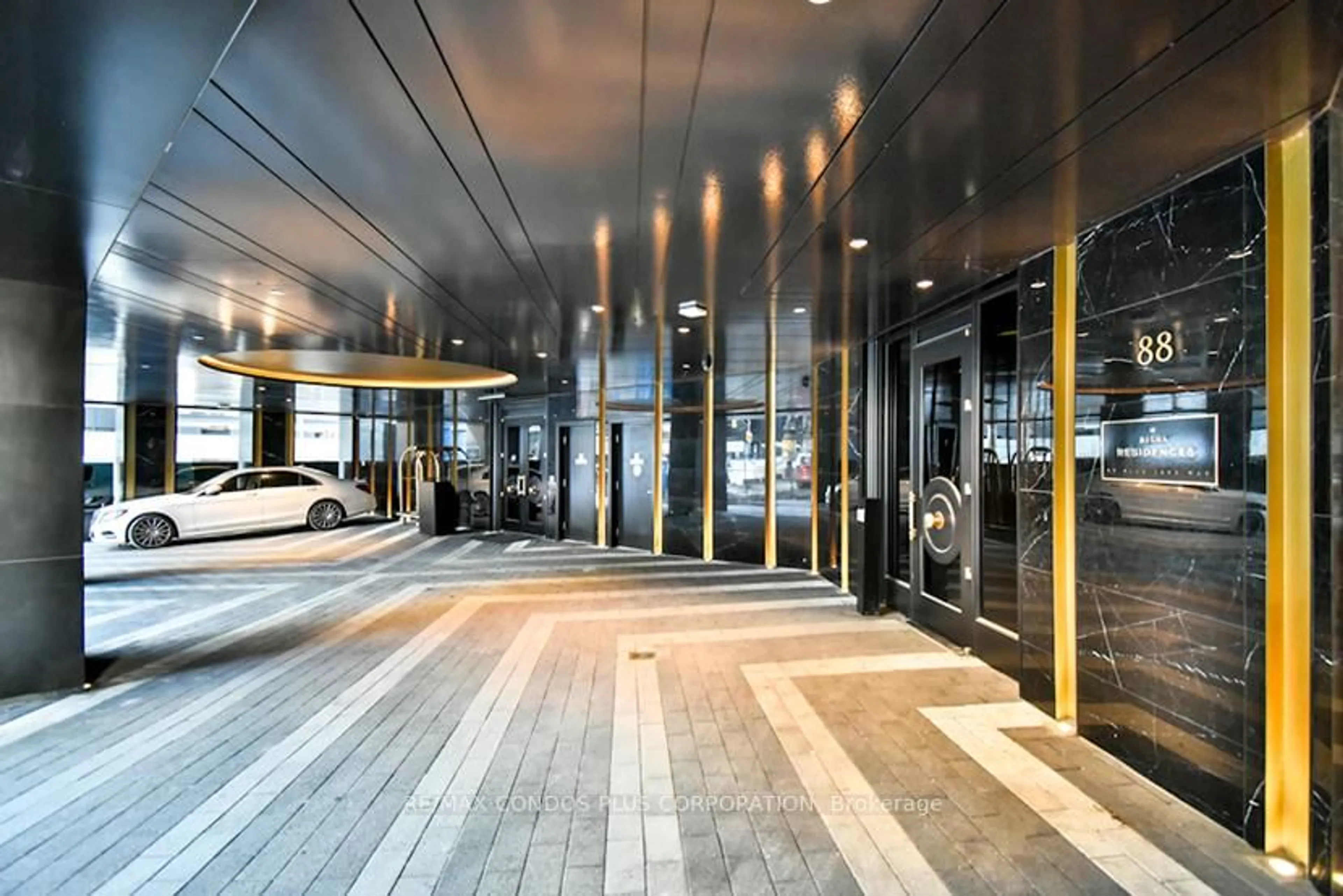 Lobby for 88 Blue Jays Way #2010, Toronto Ontario M5V 0L7