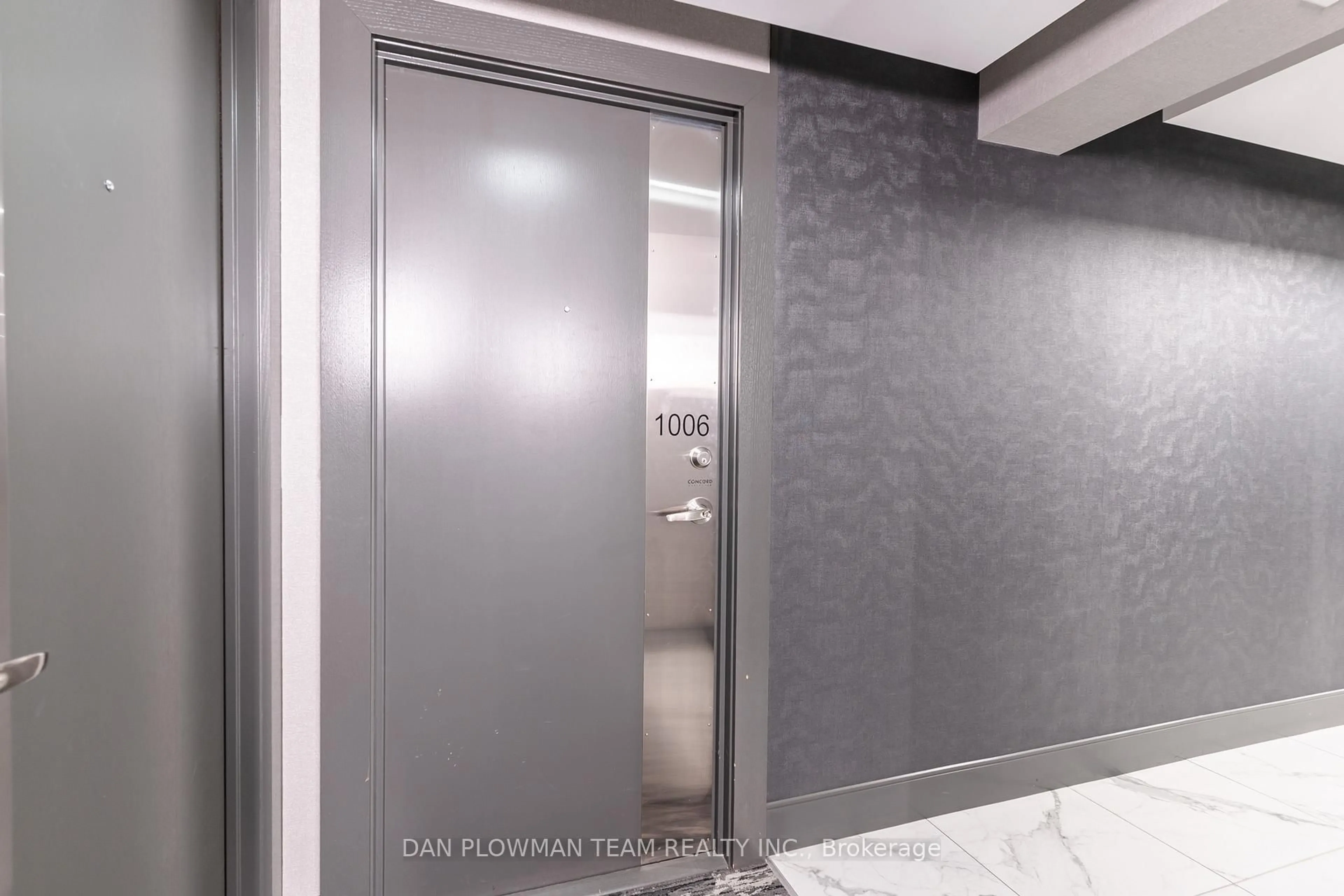 Unknown for 8 Telegram Mews #1006, Toronto Ontario M5V 3Z5