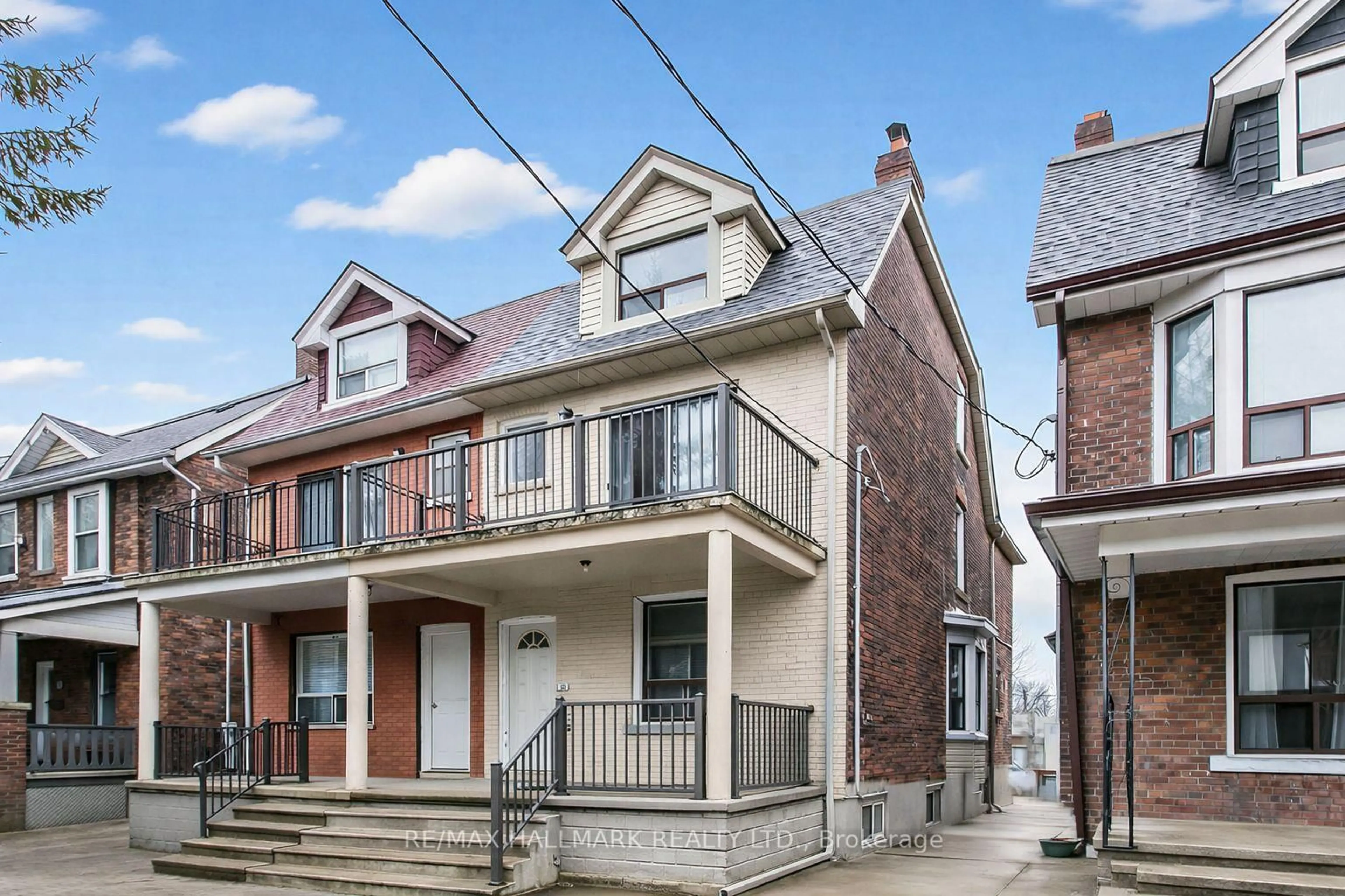 Home with brick exterior material, street for 276 Grace St, Toronto Ontario M6G 3A6