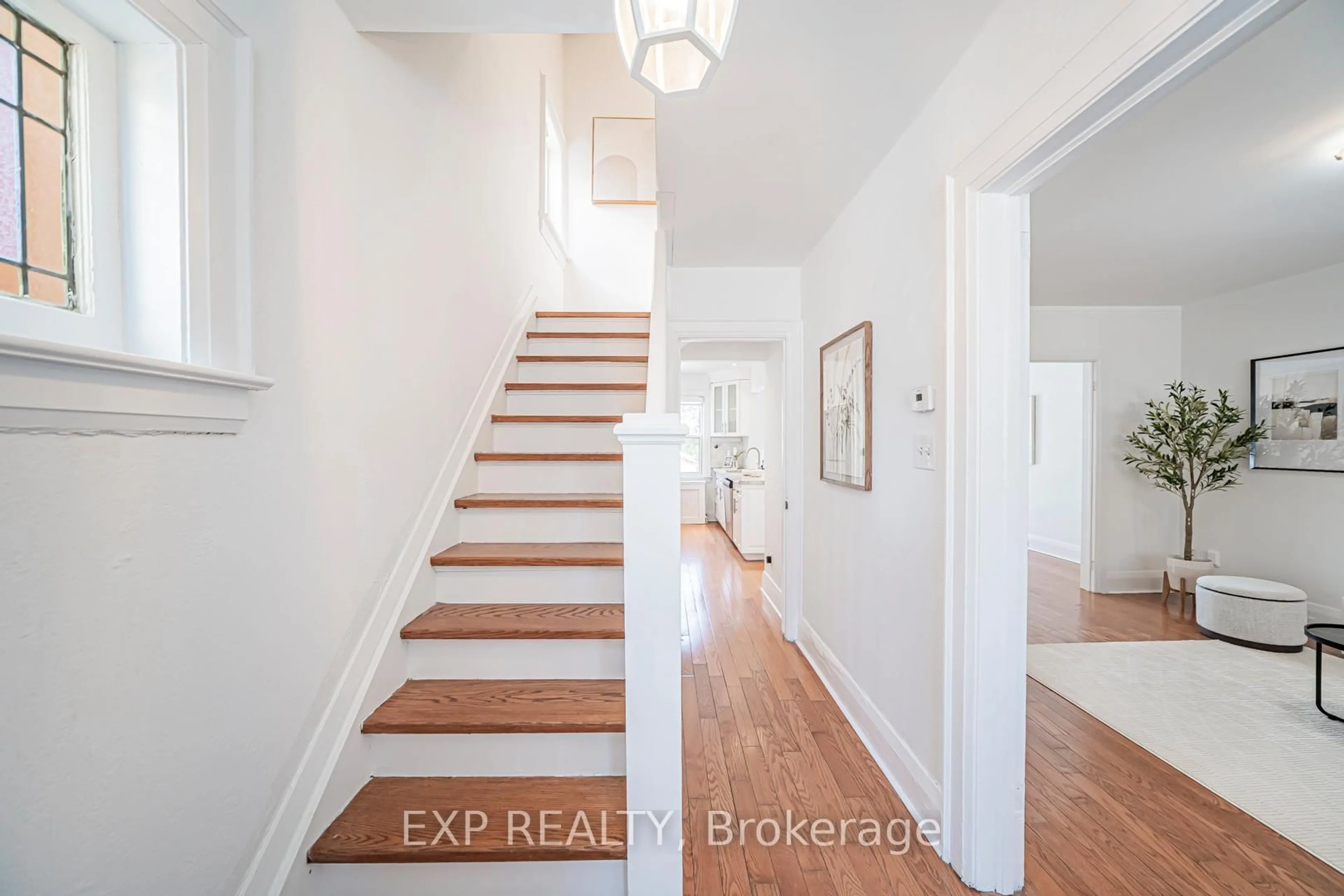 Indoor entryway for 54 Latimer Ave, Toronto Ontario M5N 2L8