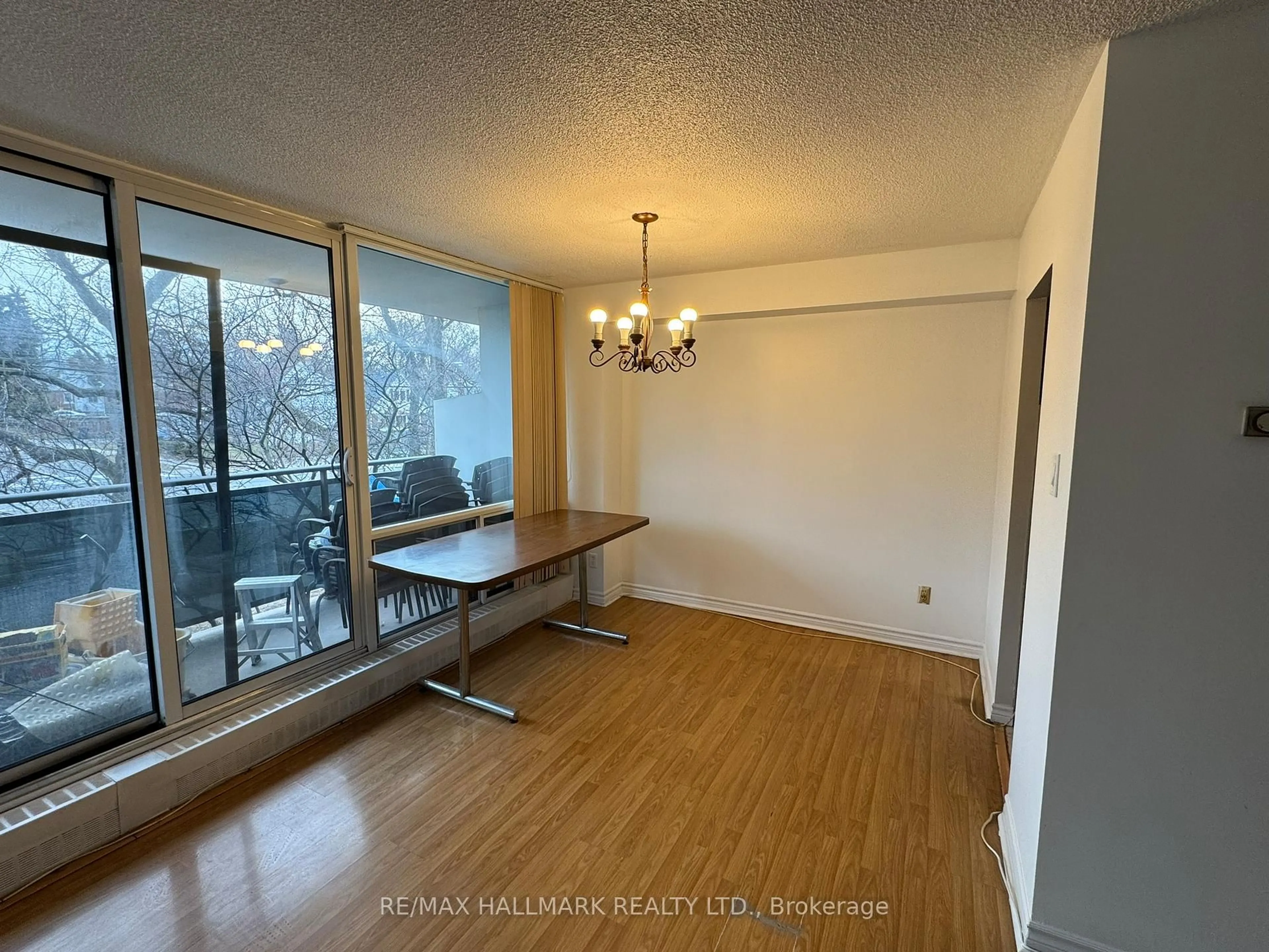 A pic of a room for 10 Sunrise Ave #212, Toronto Ontario M4A 2R1
