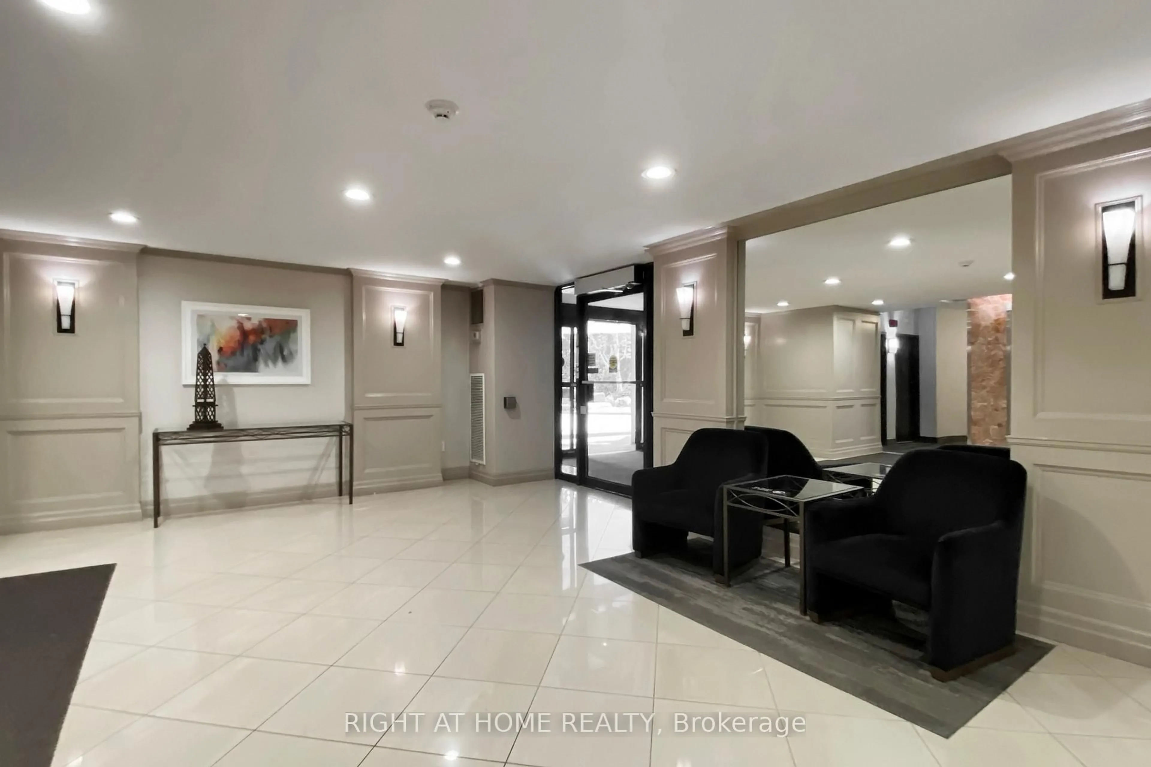 Lobby for 1900 Sheppard Ave #1807, Toronto Ontario M2J 4T4