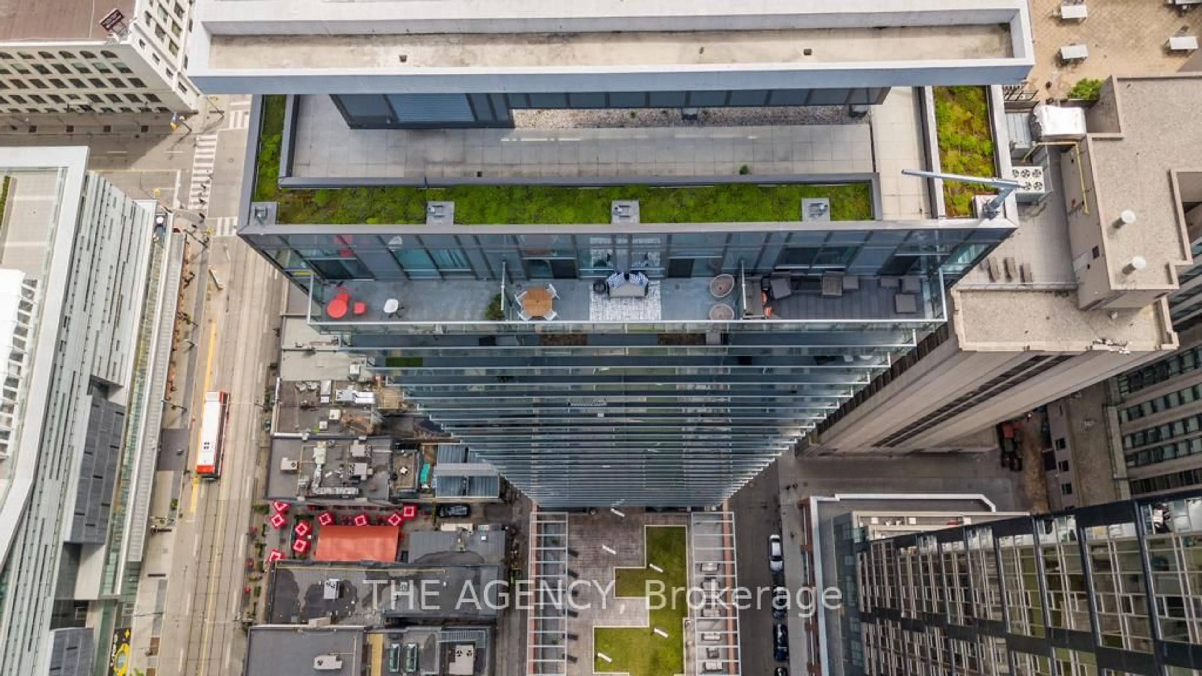 A pic from outside/outdoor area/front of a property/back of a property/a pic from drone, city buildings view from balcony for 8 Mercer St #3305, Toronto Ontario M5V 0C4