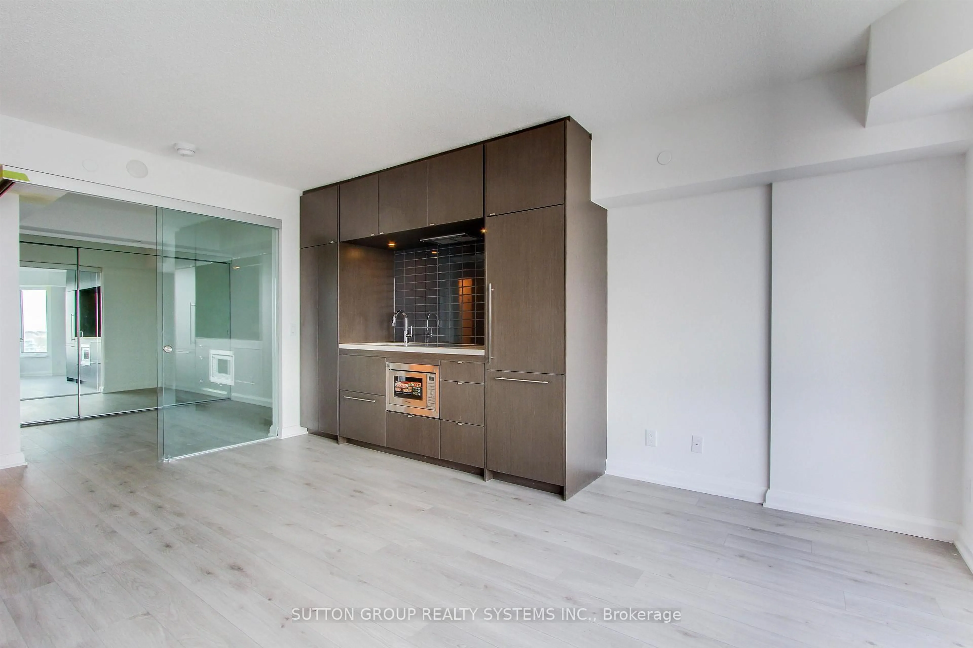 Open concept kitchen, unknown for 155 Yorkville Ave #2503, Toronto Ontario M5R 1C4