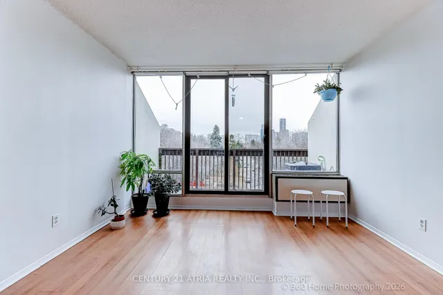 20 Fashion Roseway #513, Toronto 5