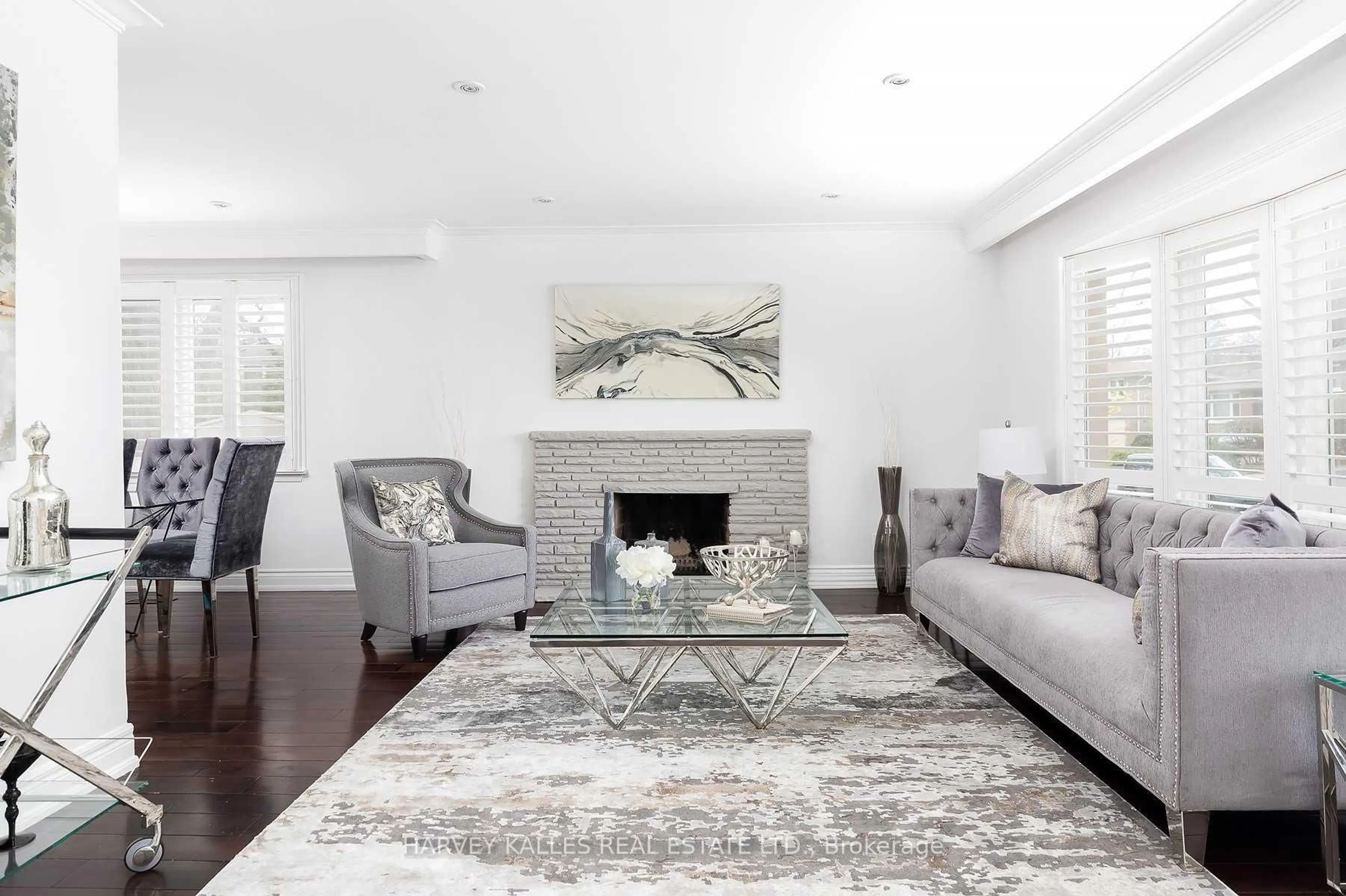 Living room with furniture, unknown for 48 Bunty Lane, Toronto Ontario M2K 1W6