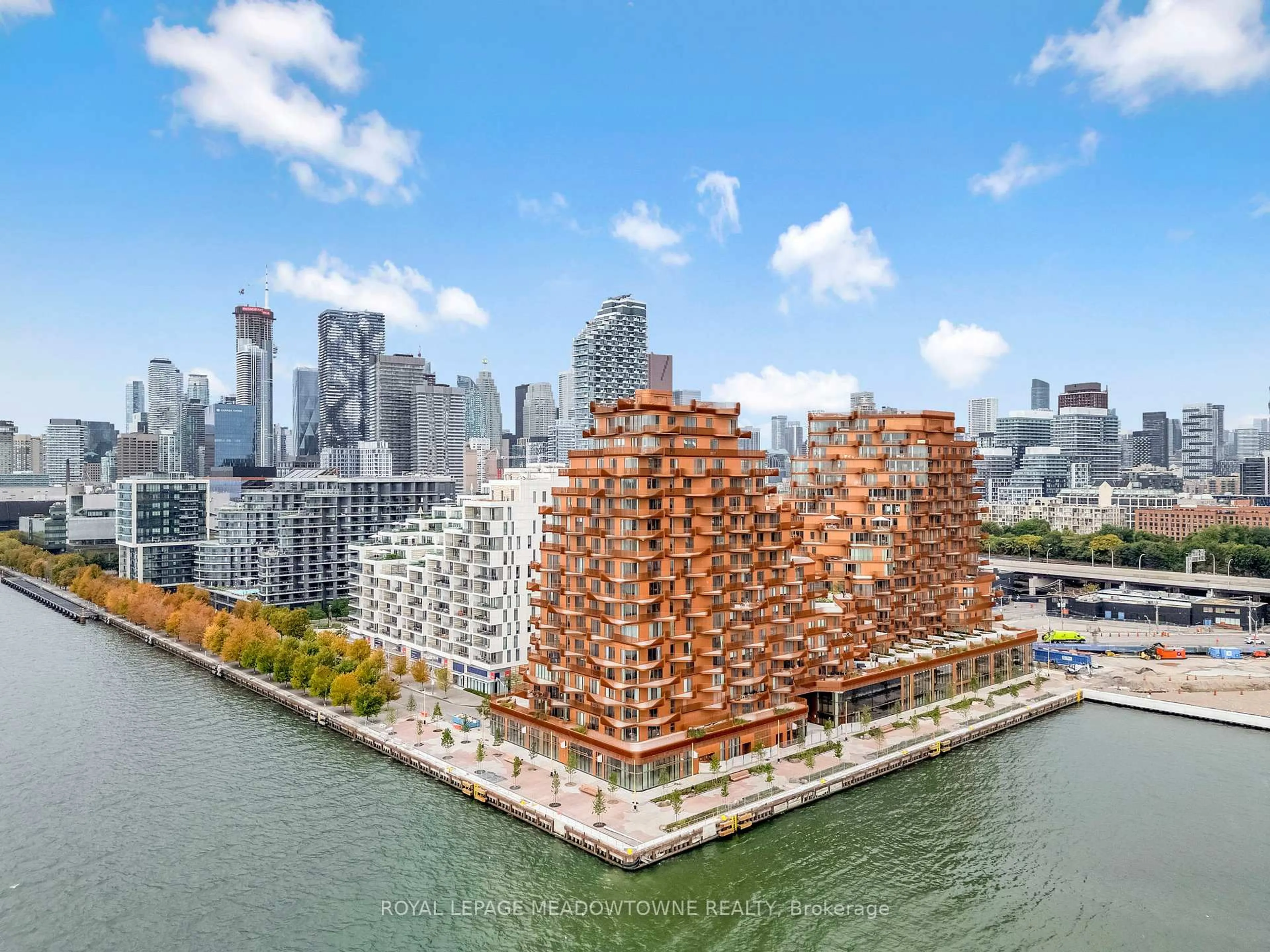 A pic from outside/outdoor area/front of a property/back of a property/a pic from drone, city buildings view from balcony for 155 Merchants' Wharf #826, Toronto Ontario M5A 0Y4