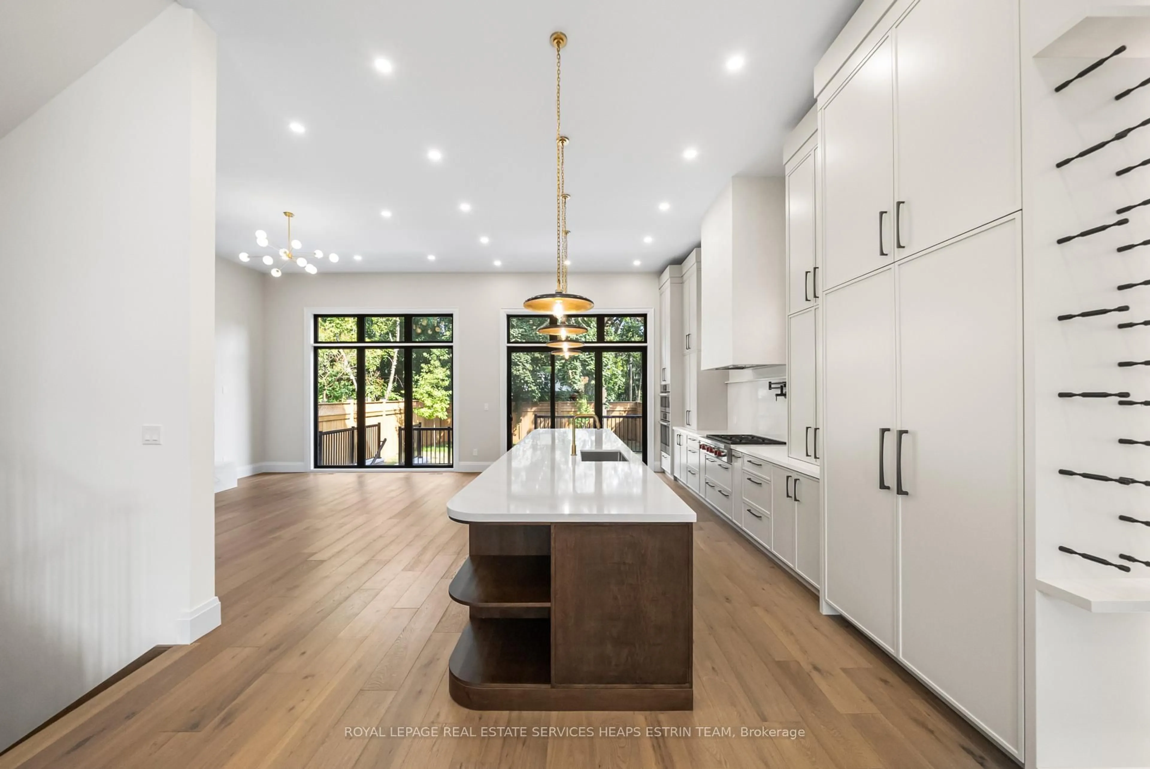 Contemporary kitchen, unknown for 66 Parkhurst Blvd, Toronto Ontario M4G 2E2