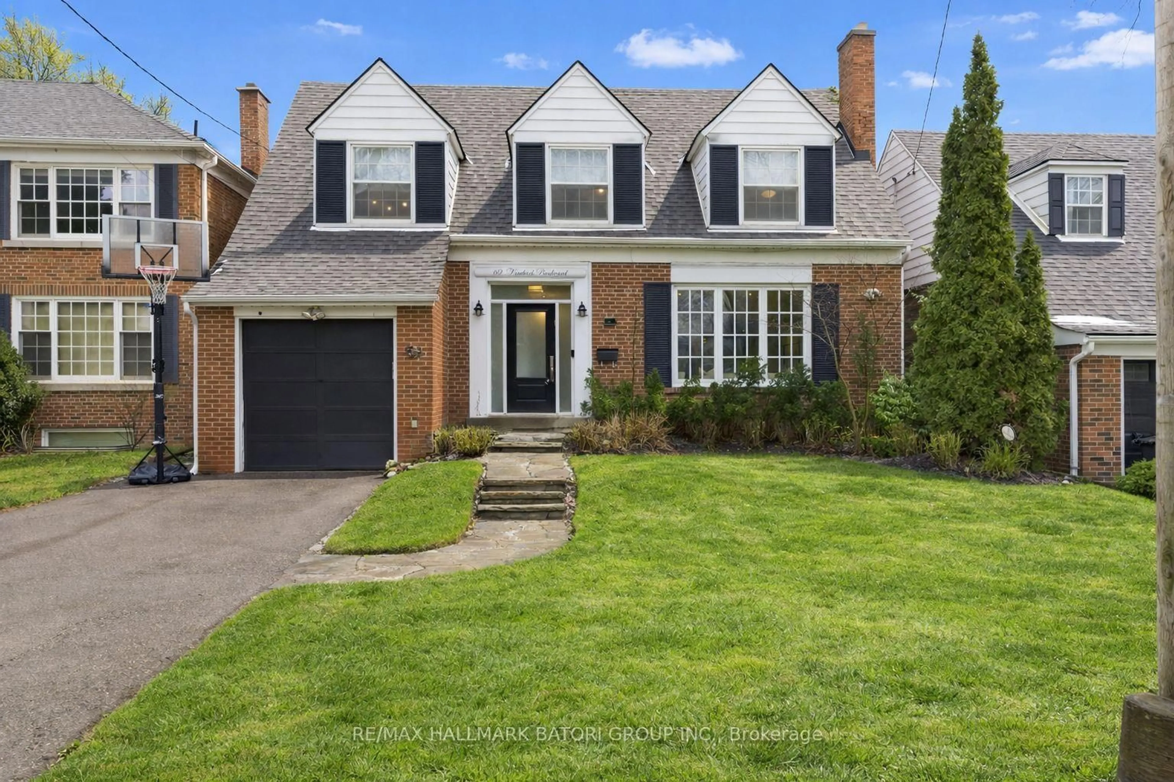 Home with brick exterior material, street for 69 Kimbark Blvd, Toronto Ontario M5N 2X9