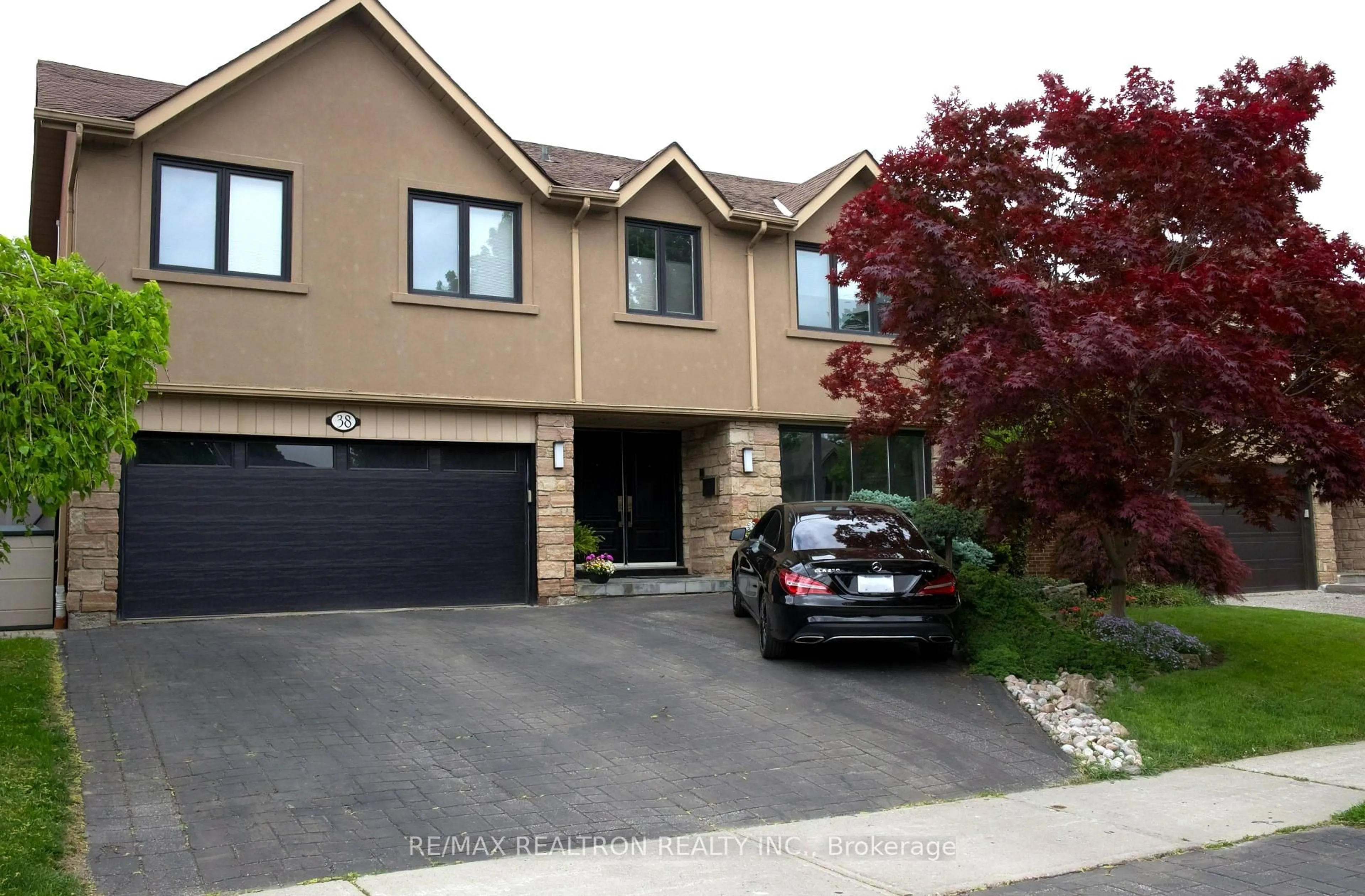 Unknown for 38 Apollo Dr, Toronto Ontario M3B 2G8