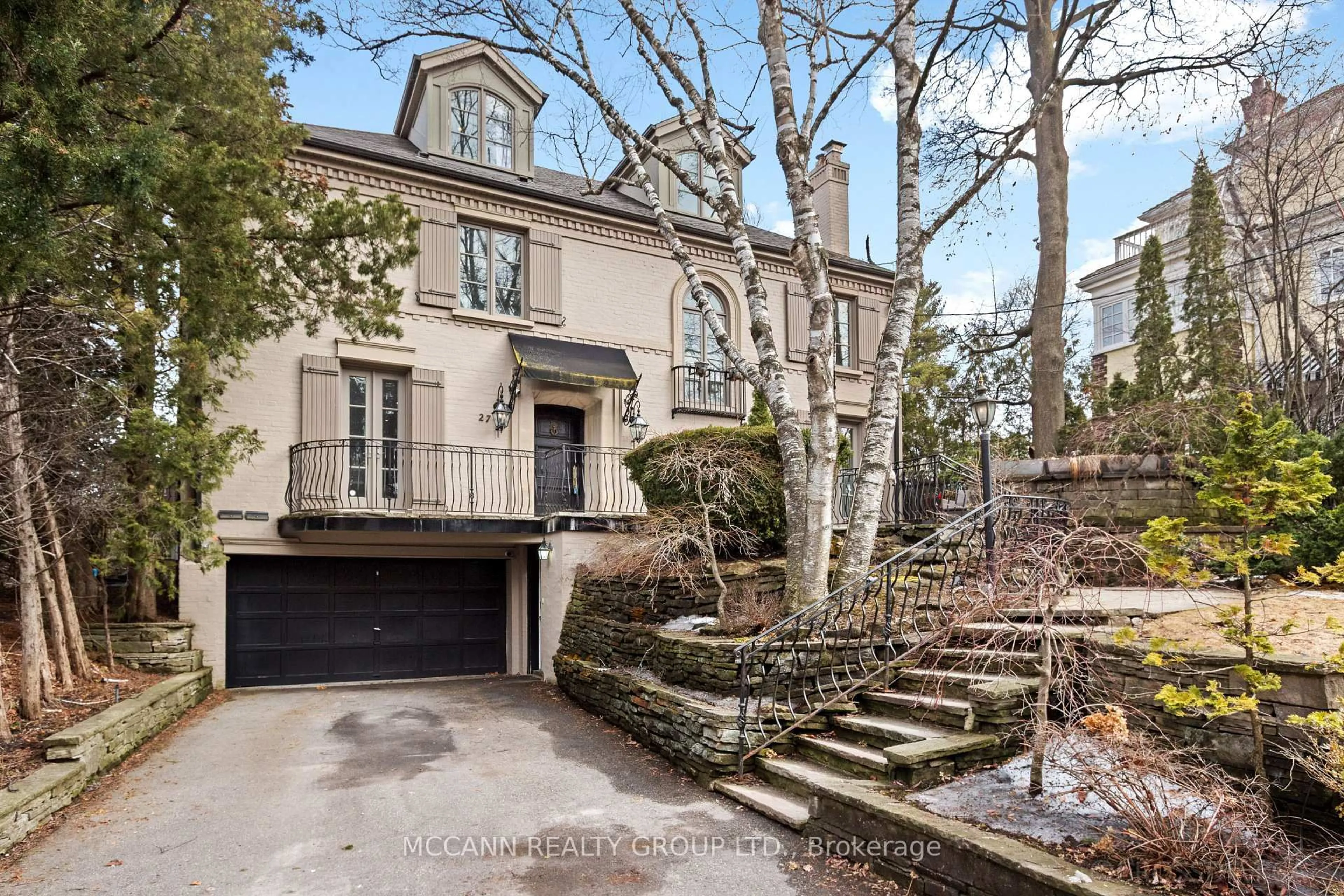 Unknown for 27 Strathgowan Cres, Toronto Ontario M4N 2Z6