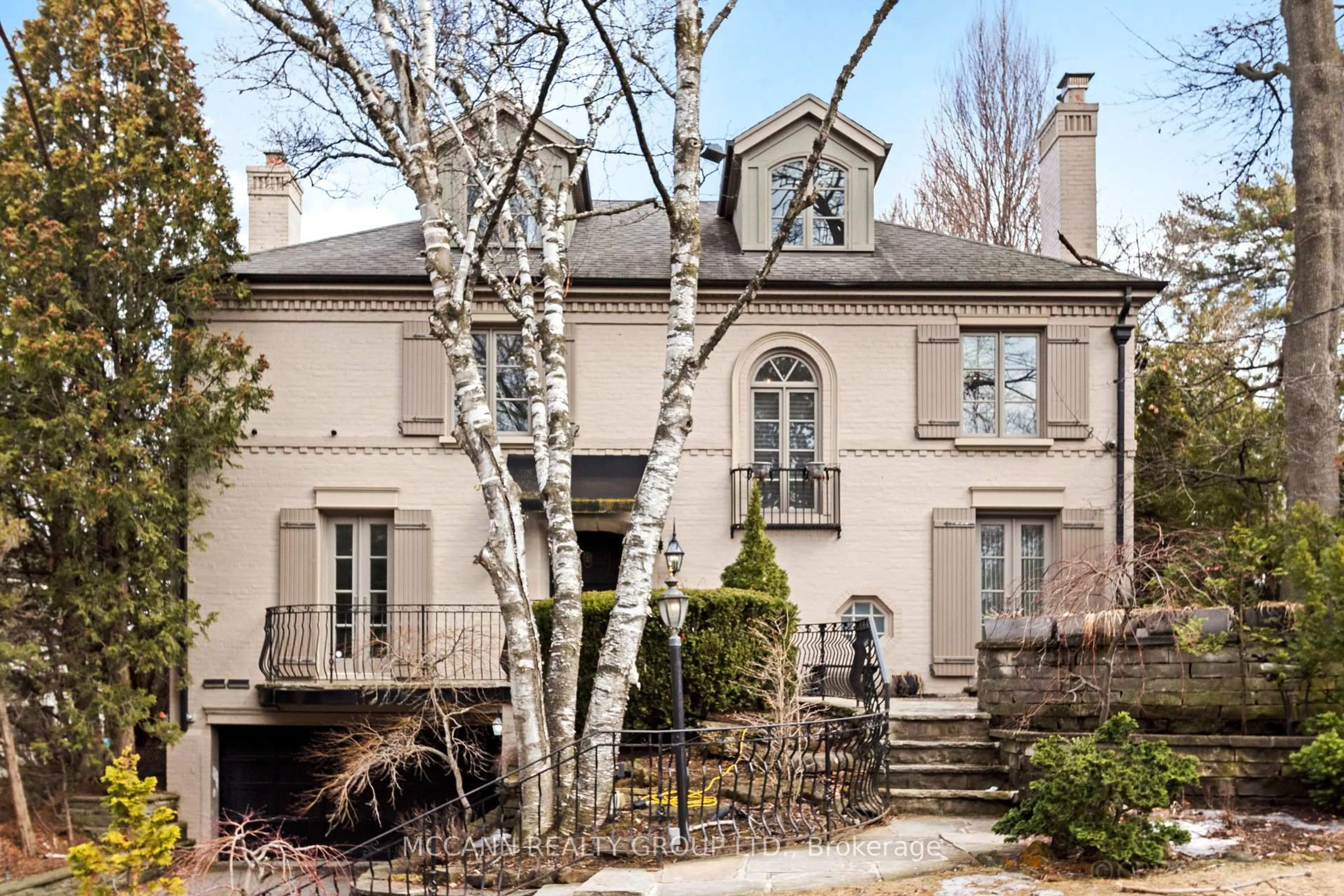 Home with brick exterior material, street for 27 Strathgowan Cres, Toronto Ontario M4N 2Z6