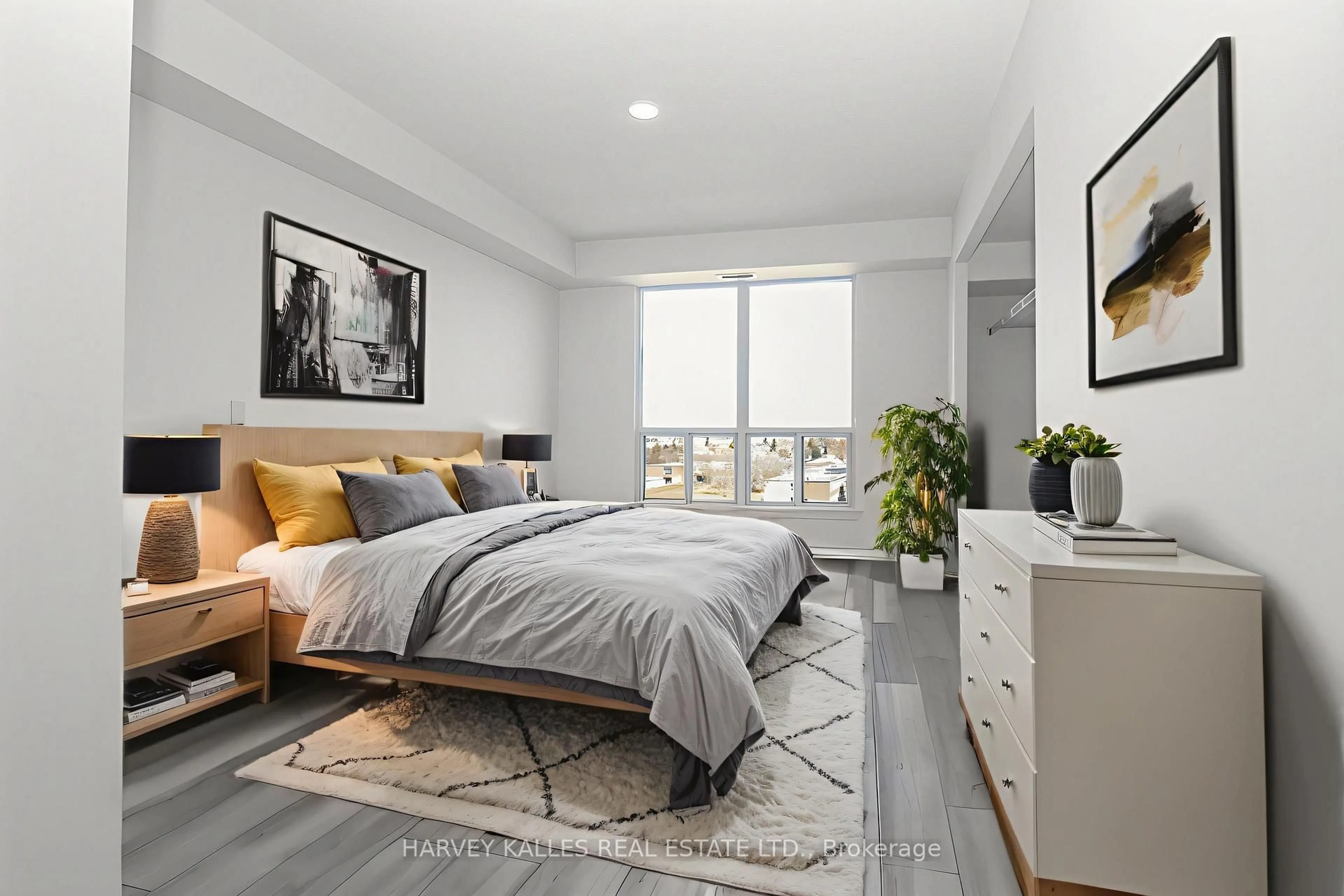 Bedroom with bed, unknown for 1030 Sheppard Ave #803, Toronto Ontario M3H 2T6