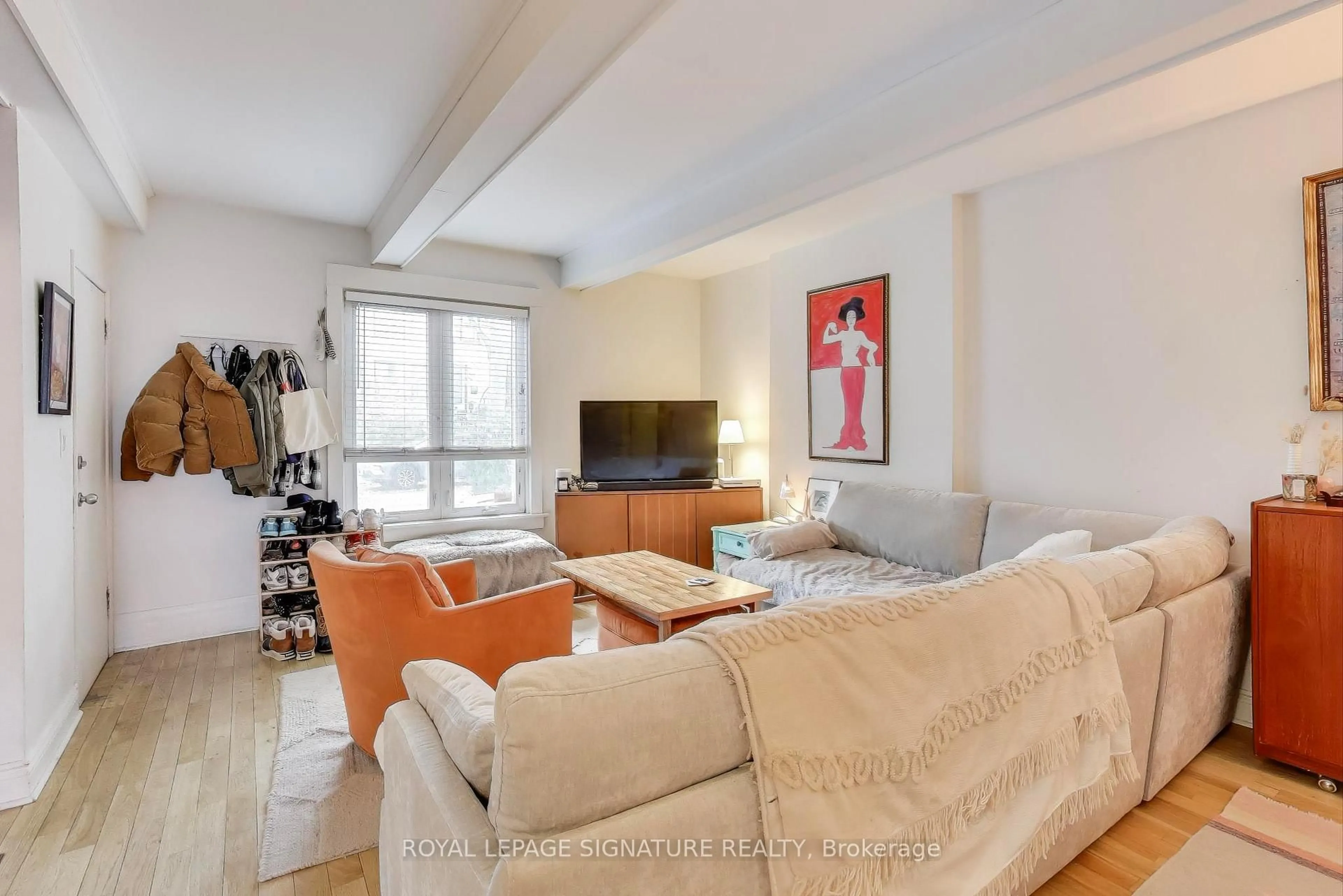 Living room with furniture, unknown for 9 Havelock St, Toronto Ontario M6H 3B3