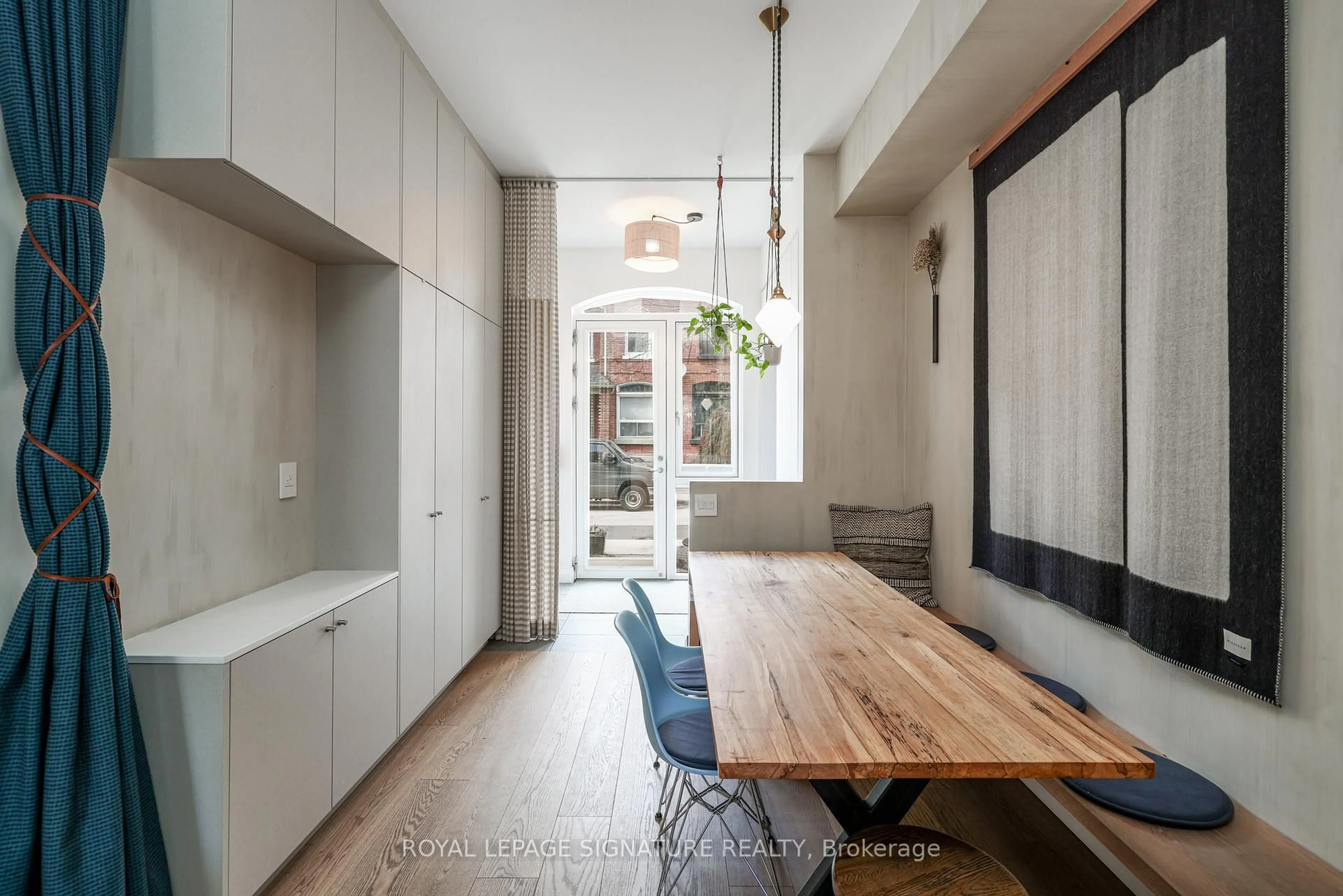 Unknown for 13 Collahie St, Toronto Ontario M6J 1T6