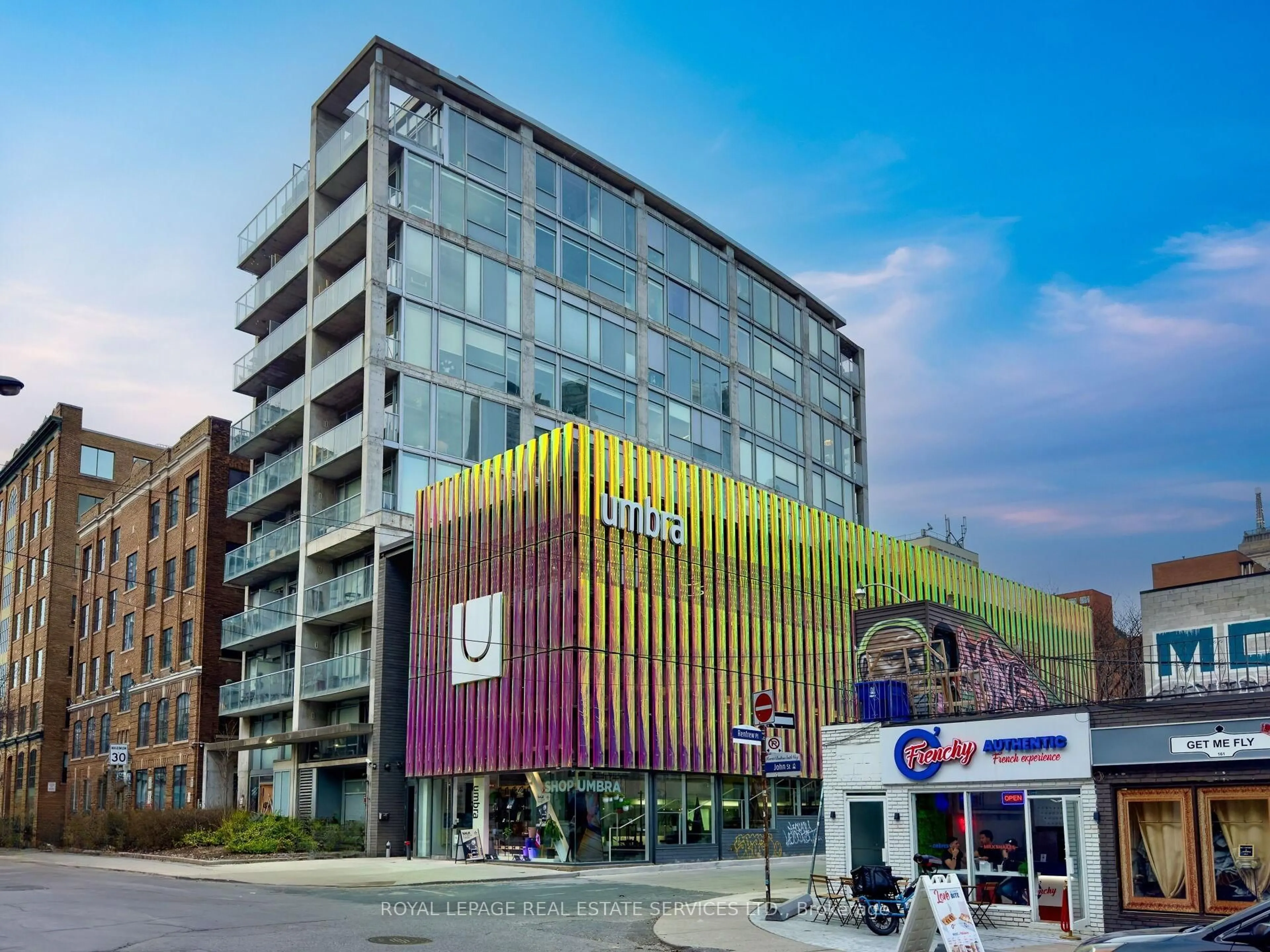 Unknown for 169 John St #804, Toronto Ontario M5T 1X3