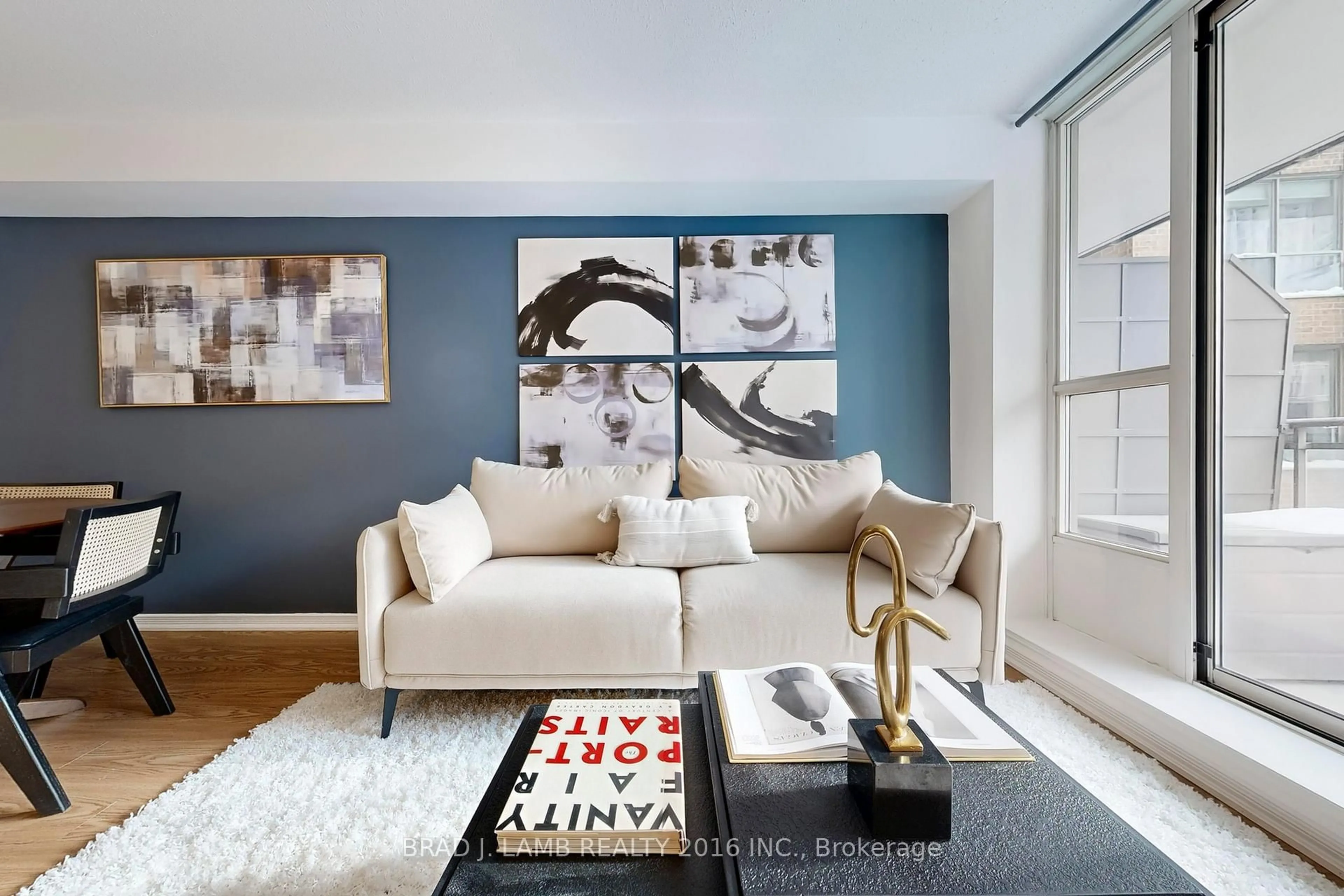 Living room with furniture, unknown for 245 Davisville Ave #302, Toronto Ontario M4S 3H4