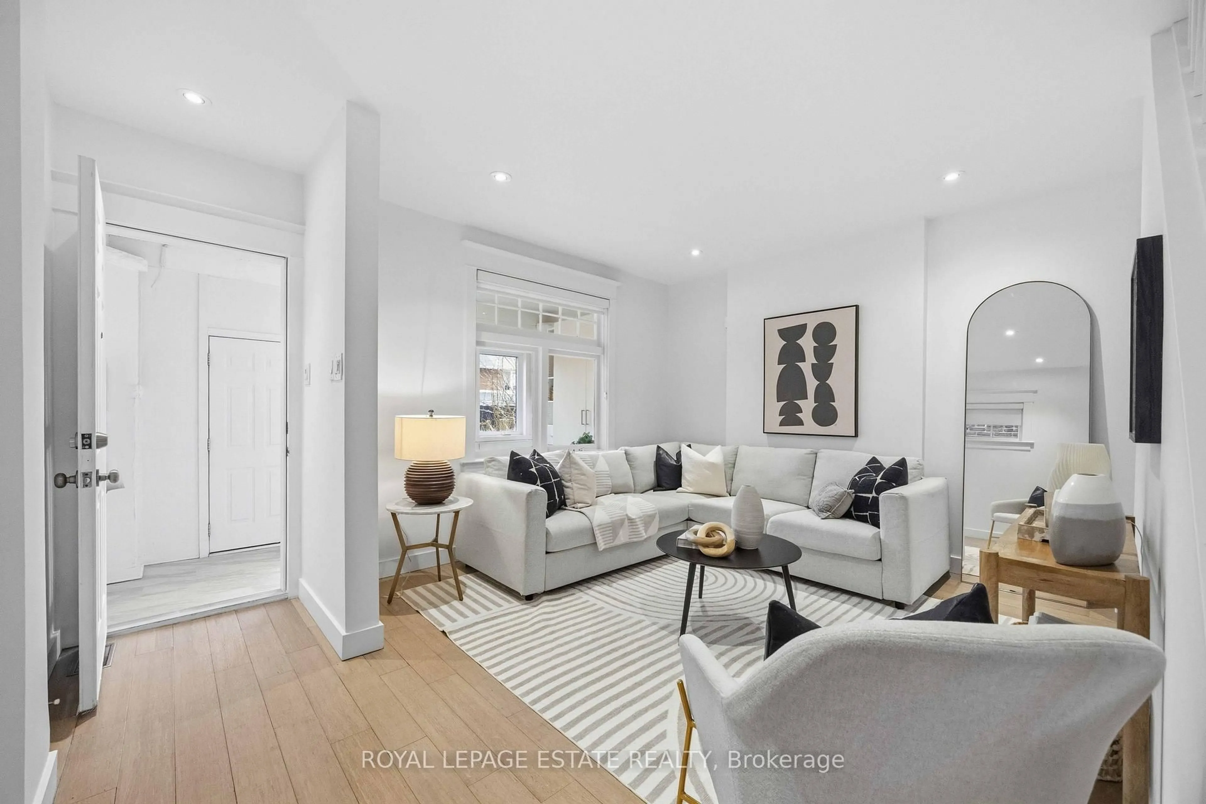 Living room with furniture, unknown for 38 Kenwood Ave, Toronto Ontario M6C 2R9