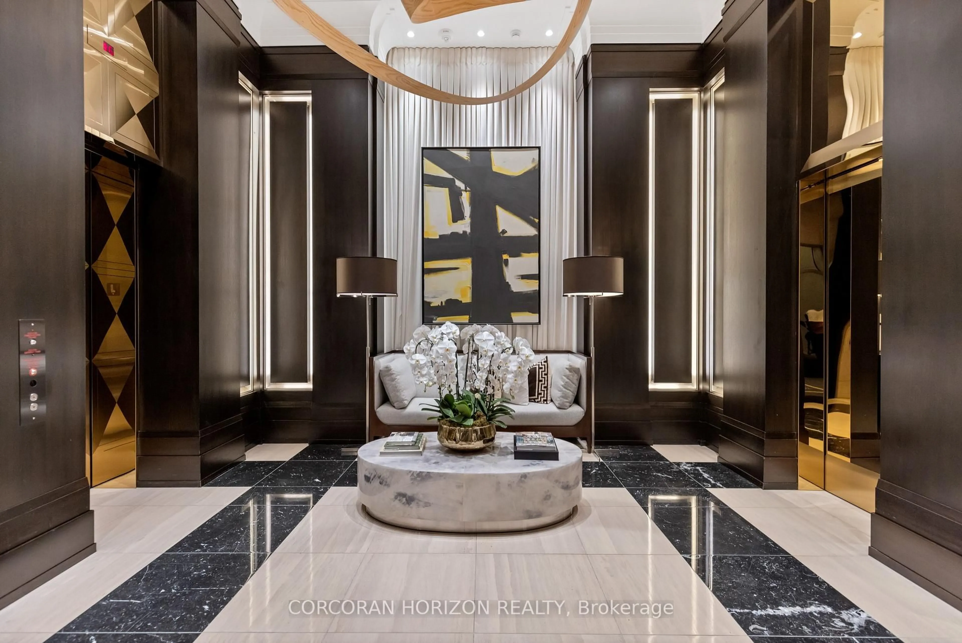 Indoor foyer for 200 Cumberland St #3802, Toronto Ontario M5R 0B7