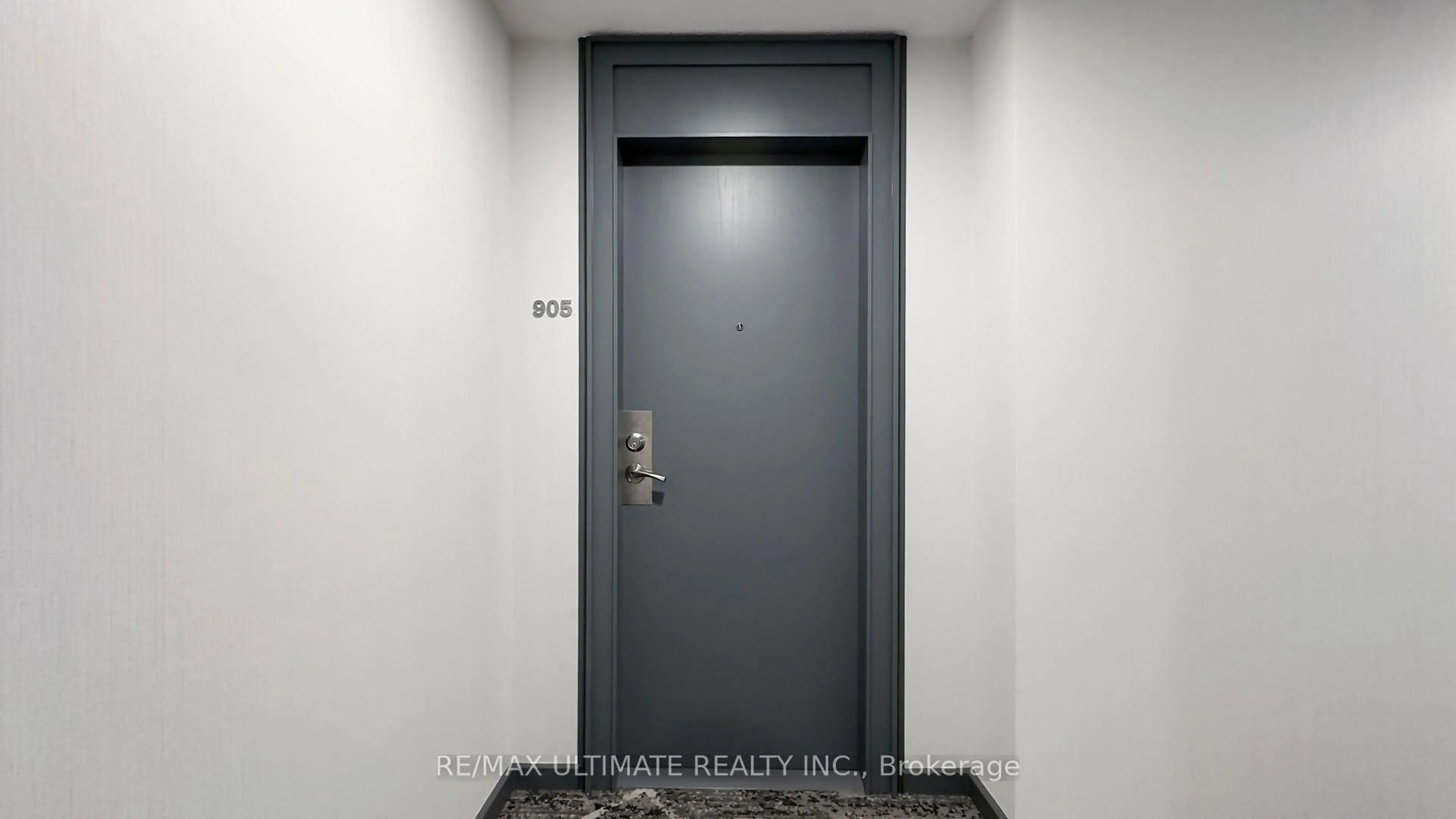 Indoor entryway for 18 Spring Garden Ave #905, Toronto Ontario M2N 7M2