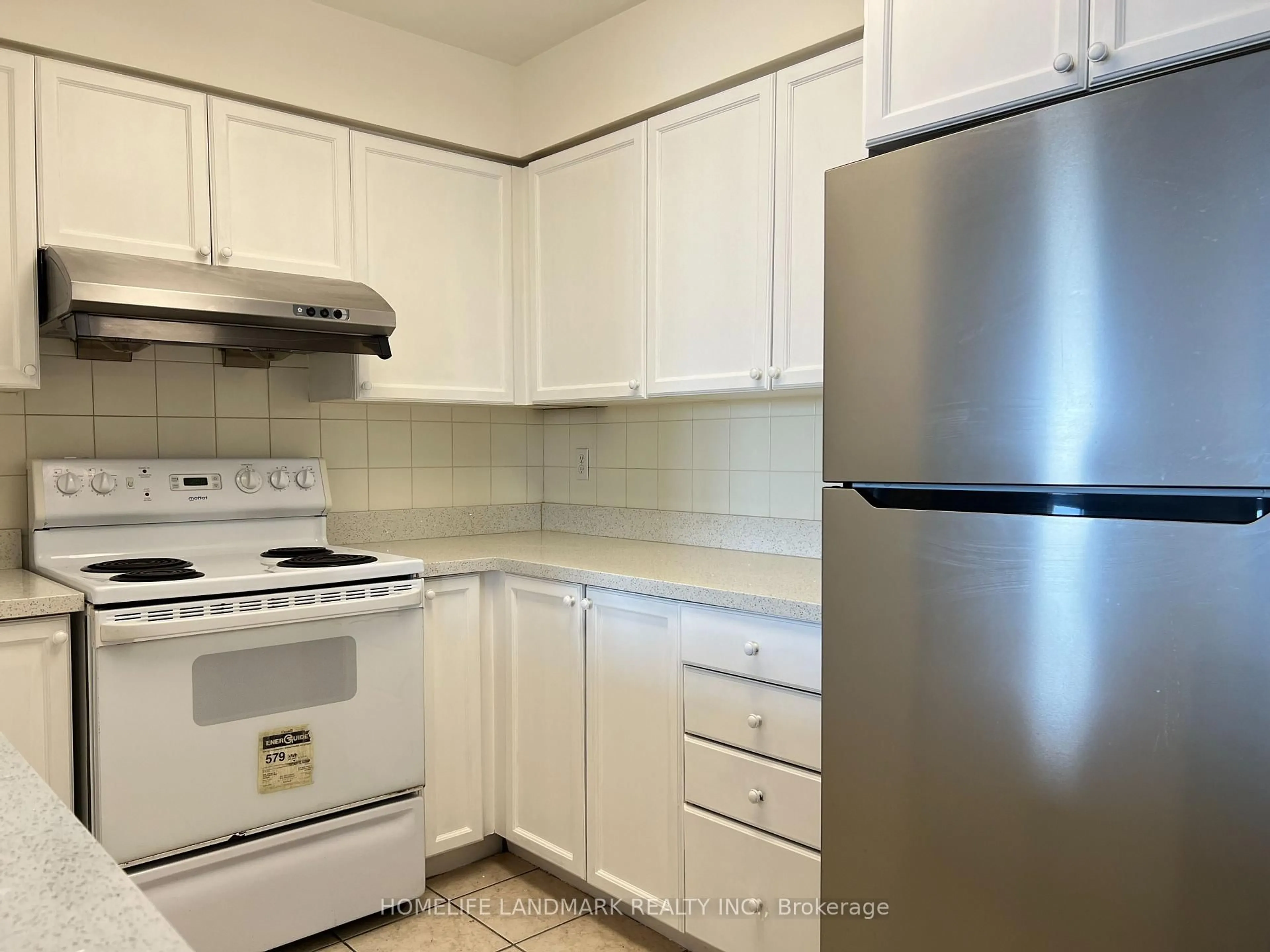 Standard kitchen, unknown for 28 Empress Ave #909, Toronto Ontario M2N 6Z7