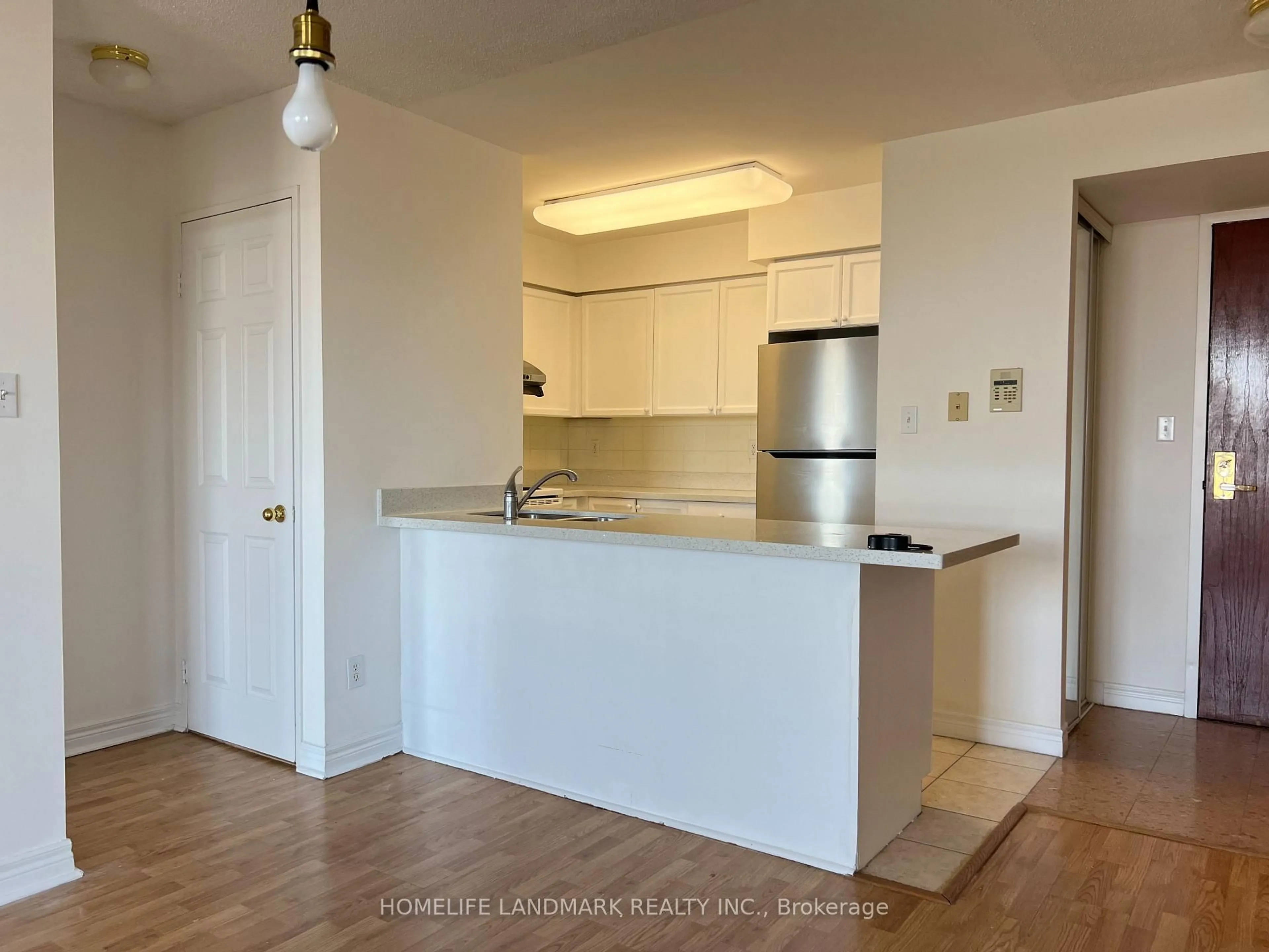 Unknown for 28 Empress Ave #909, Toronto Ontario M2N 6Z7