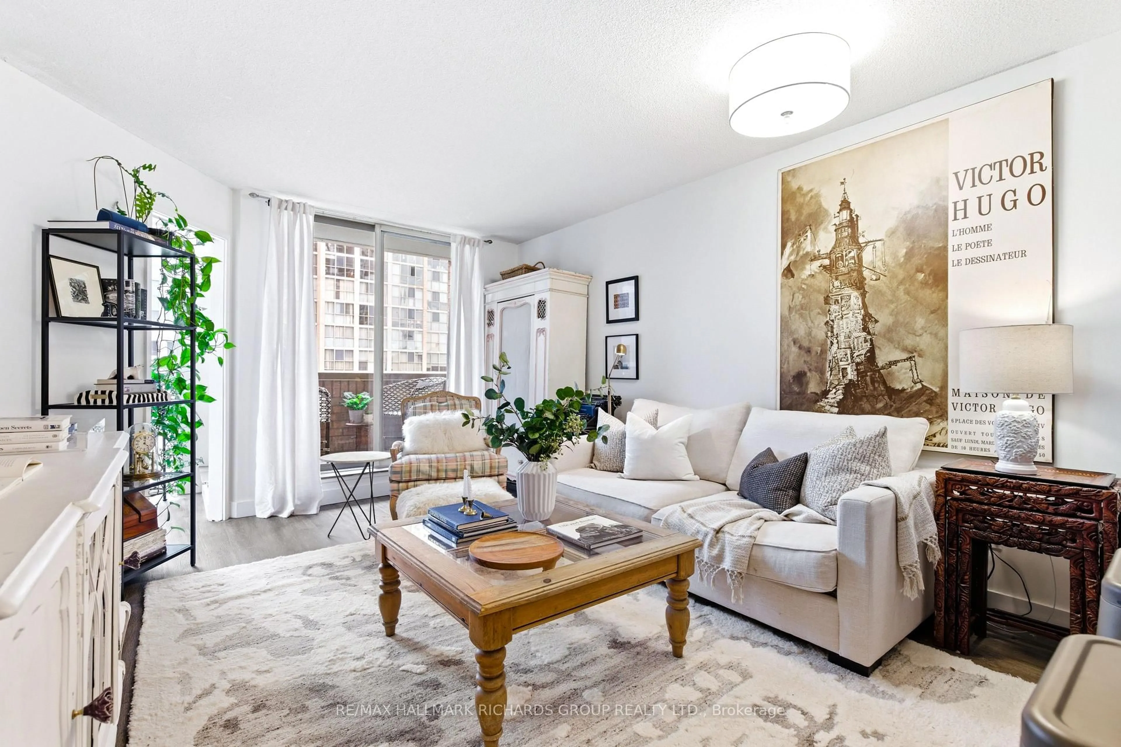 Living room with furniture, unknown for 60 Homewood Ave #501, Toronto Ontario M4Y 2X4