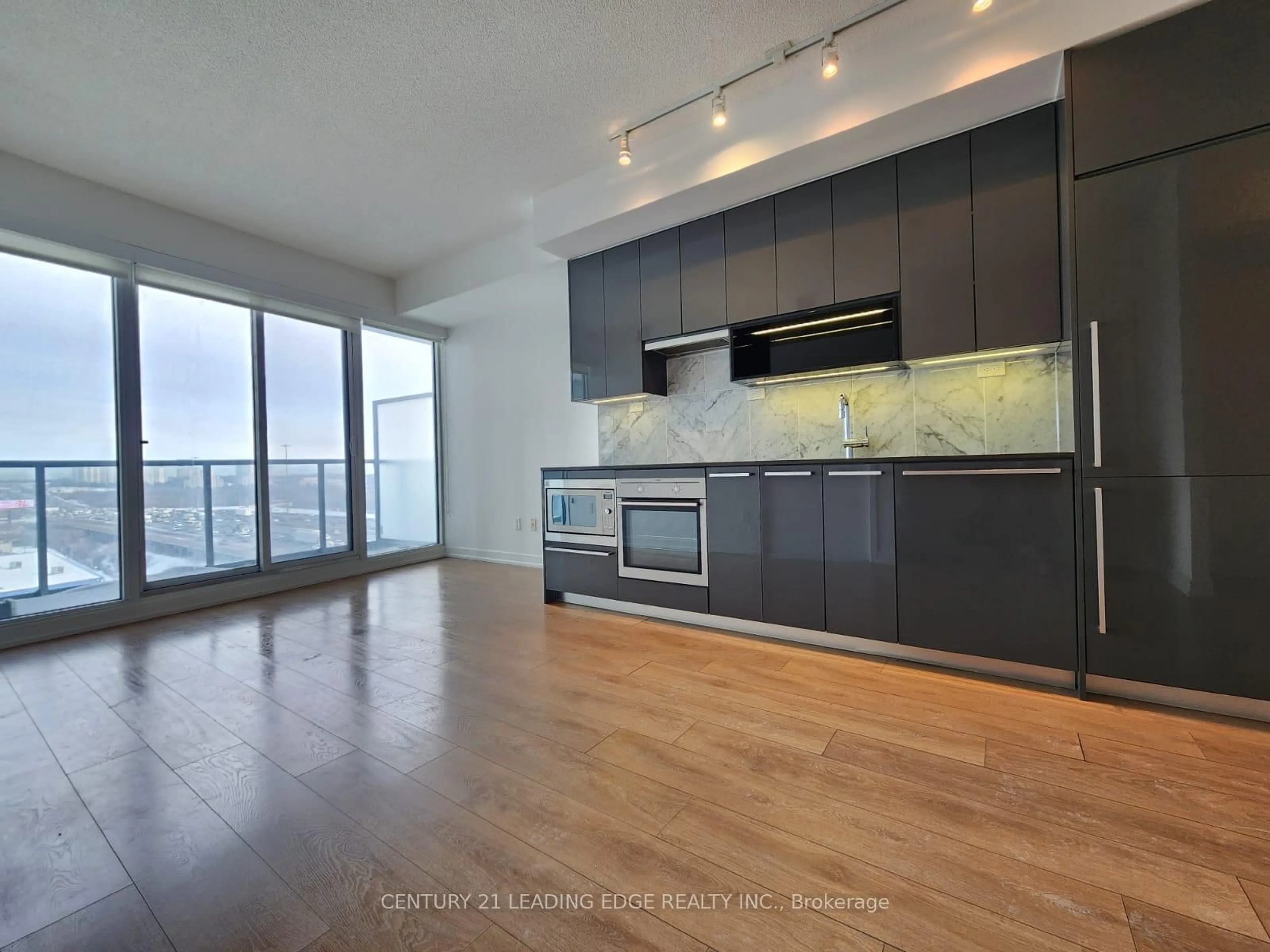 Open concept kitchen, wood/laminate floor for 115 Mcmahon Dr #709, Toronto Ontario M2K 0E3
