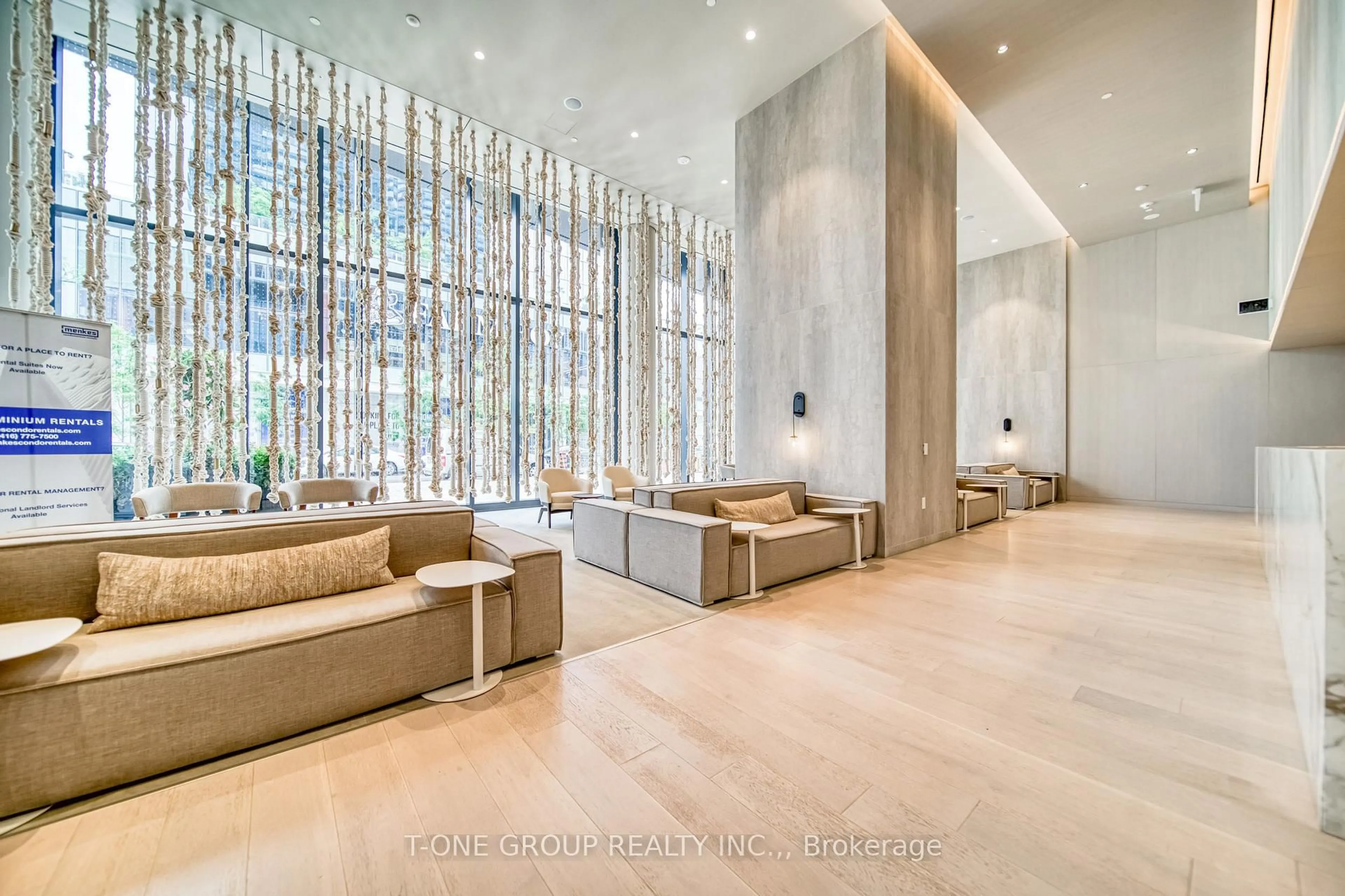 Lobby for 138 Downes St #6807, Toronto Ontario M5E 0E4